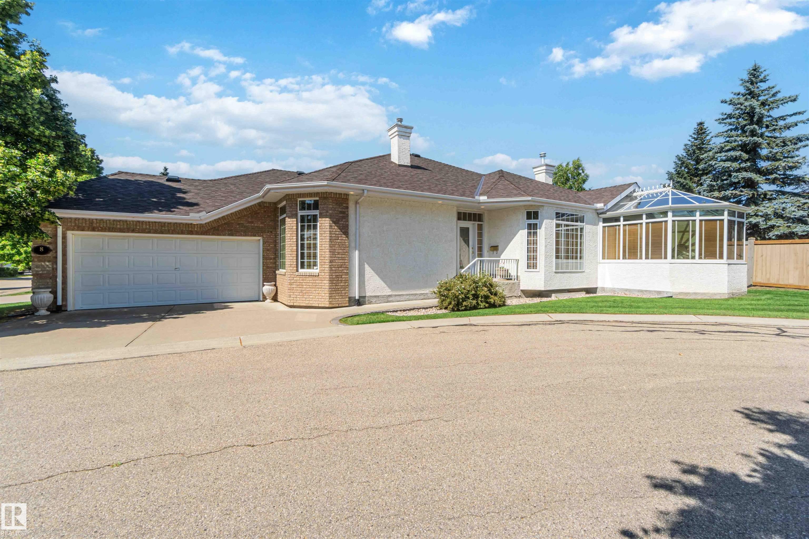 Second View of 8 BUTTERWORTH Point(e), Bulyea Heights, Edmonton, Alberta, T6R 2S3