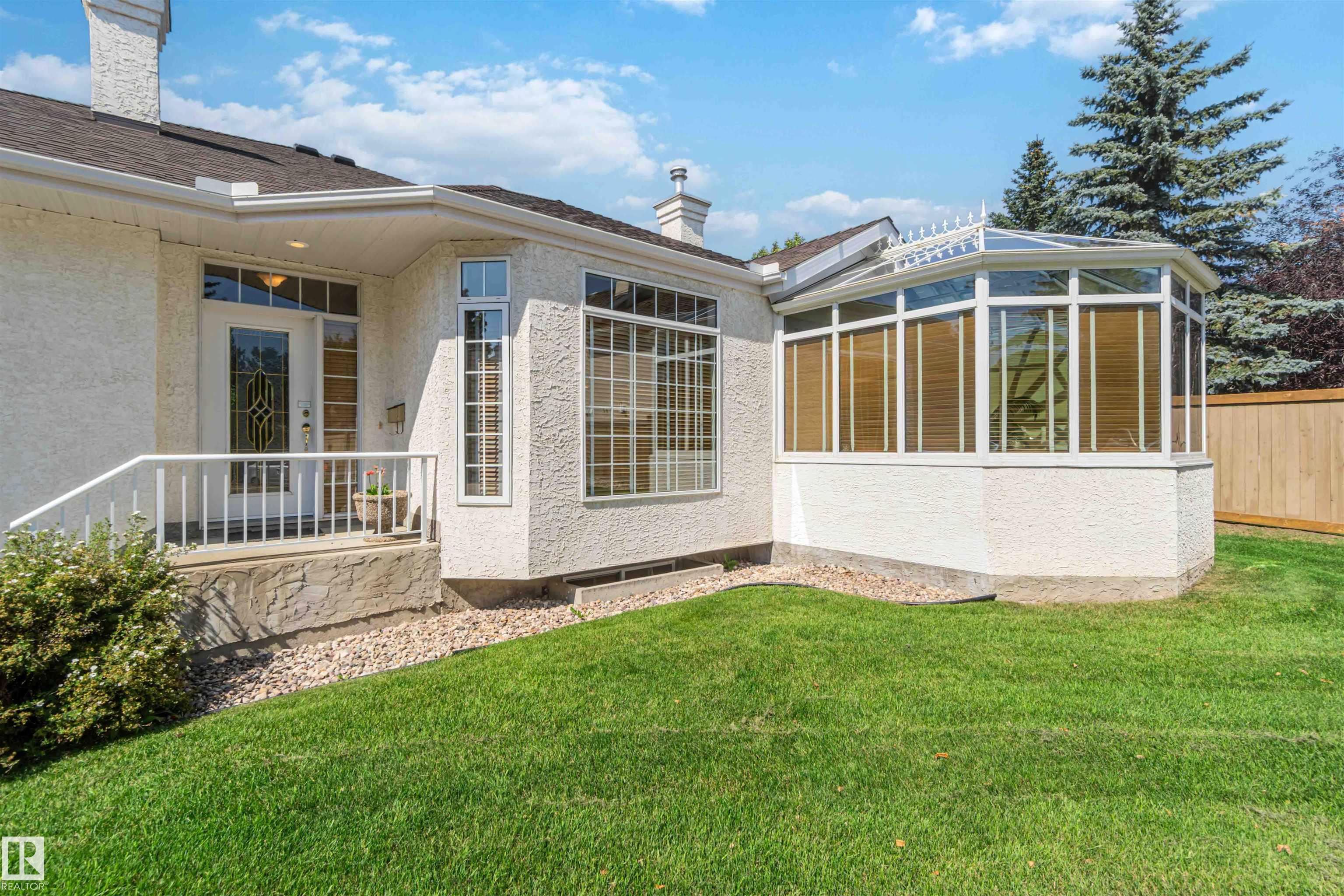 Fifth View of 8 BUTTERWORTH Point(e), Bulyea Heights, Edmonton, Alberta, T6R 2S3