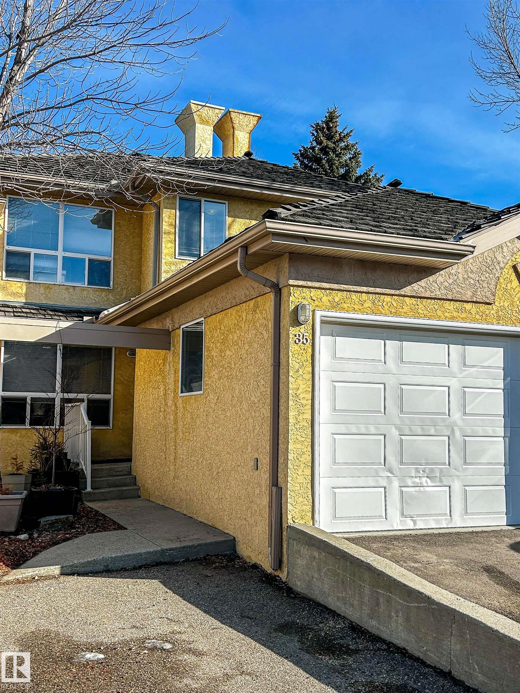 Second View of 35 901 NORMANDY Drive, Nottingham, Sherwood Park, Alberta, T8A 5V7