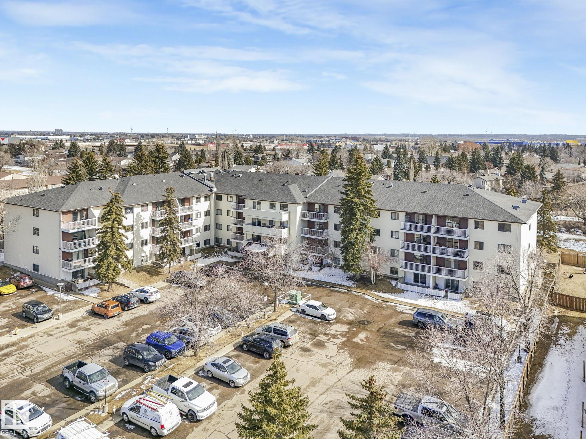 Fourth View of 104 1945 105 Street, Keheewin, Edmonton, Alberta, T6J 5N6