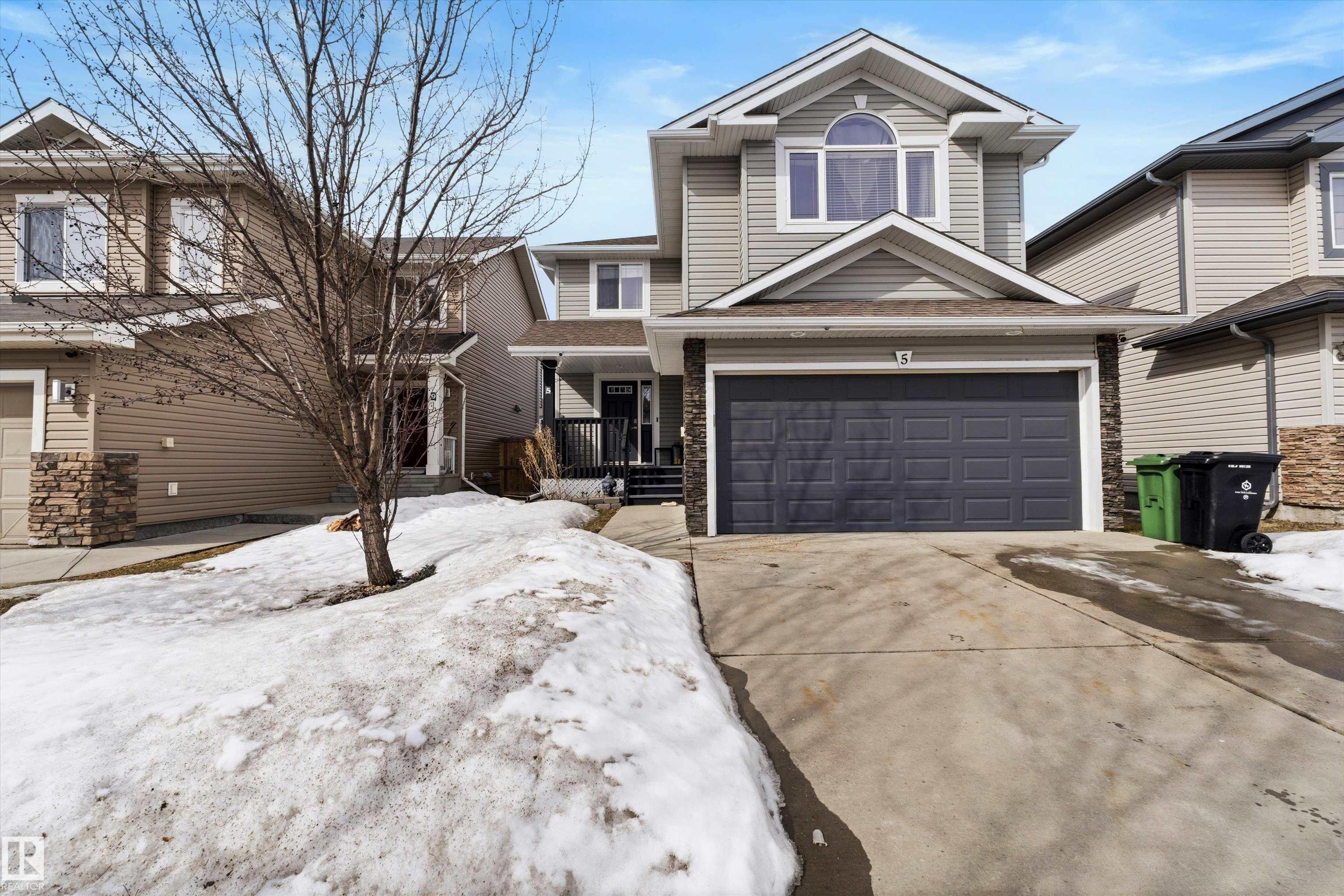 5 WELLINGTON Place, E4480744, Alberta,