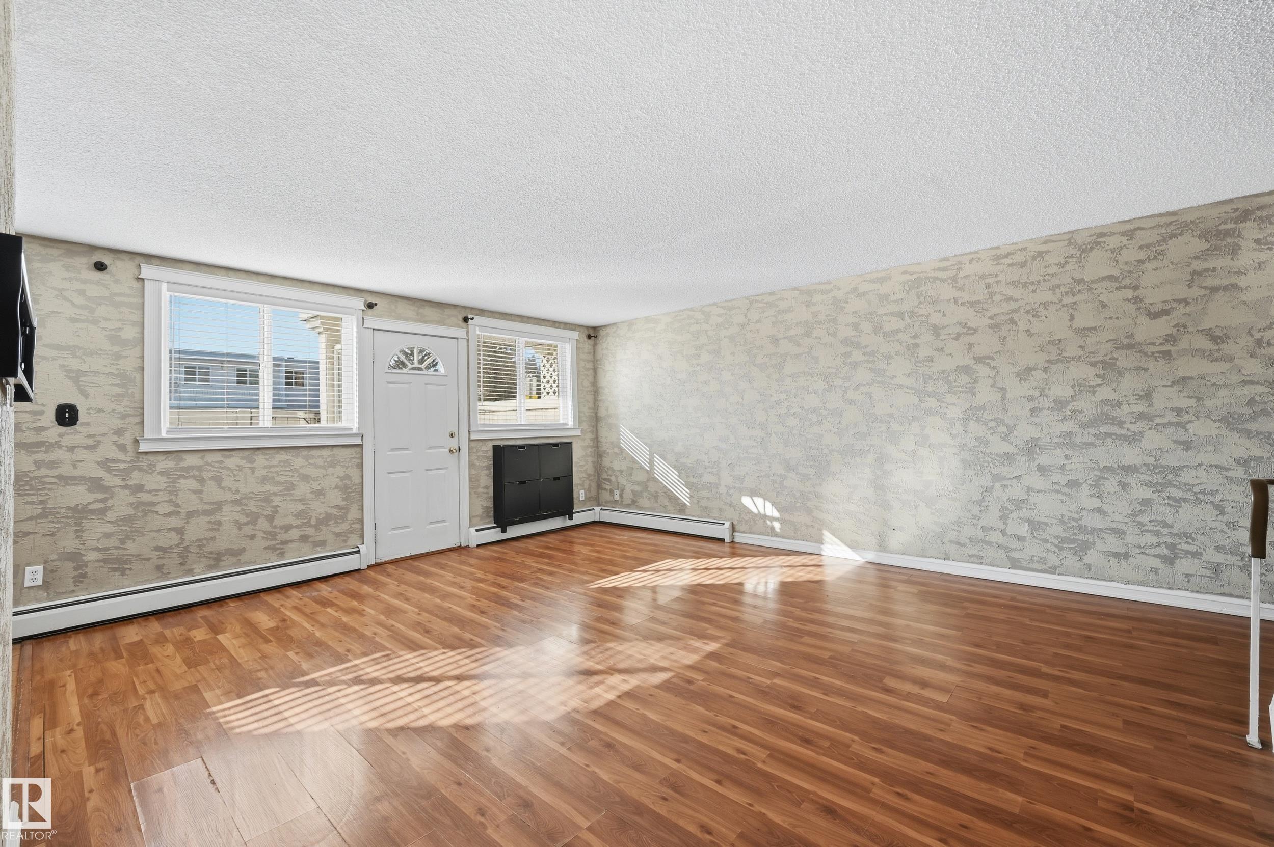 Fourth View of 14530 52 Street, Casselman, Edmonton, Alberta, T5A 3K5