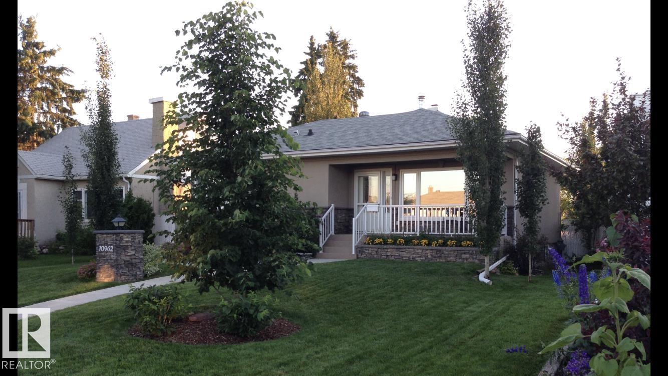 Third View of 10962 118 Street NW, Queen Mary Park, Edmonton, Alberta, T5H 3N9