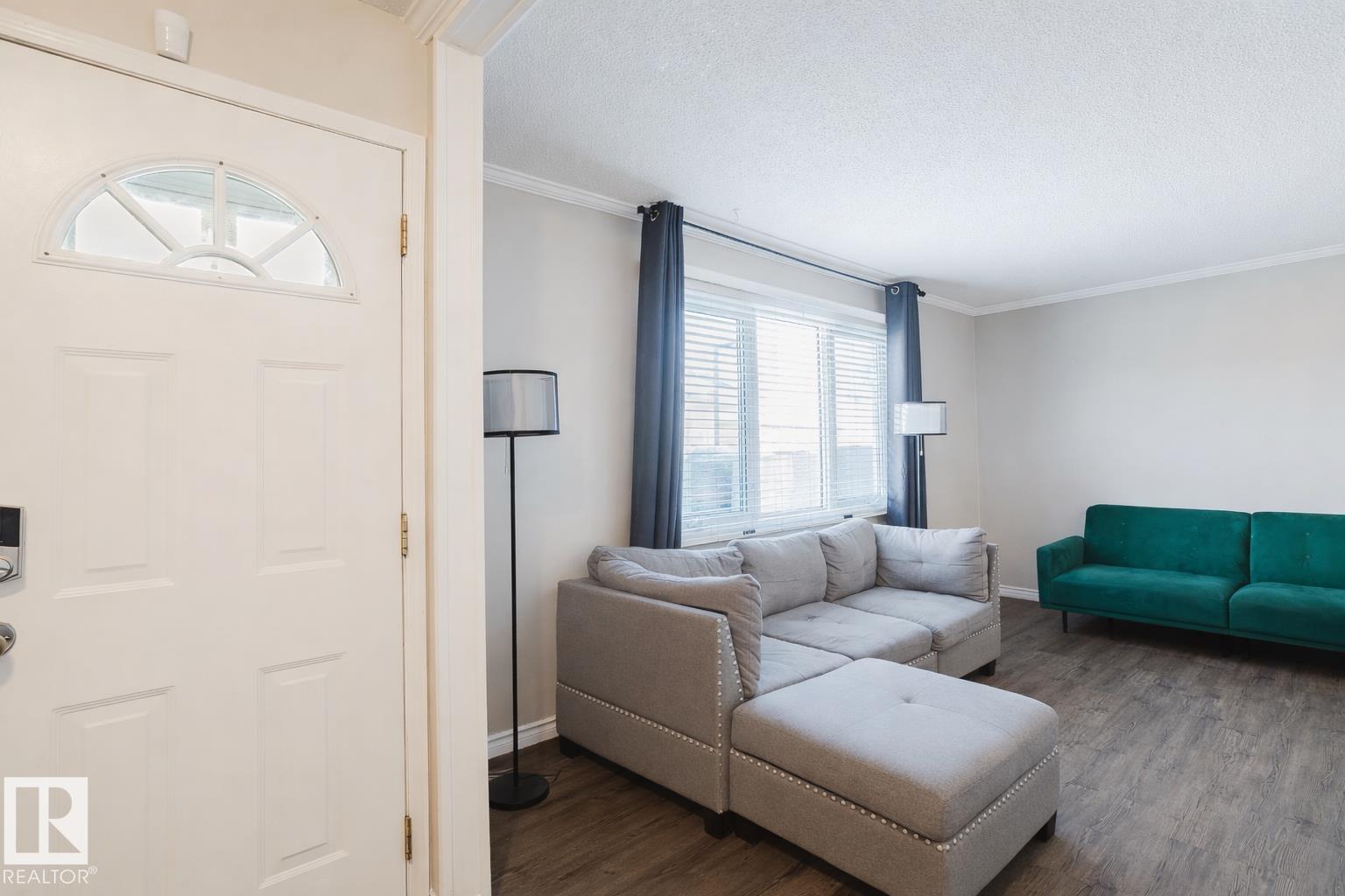 Fourth View of 8 14110 80 Street, Kildare, Edmonton, Alberta, T5C 1L6