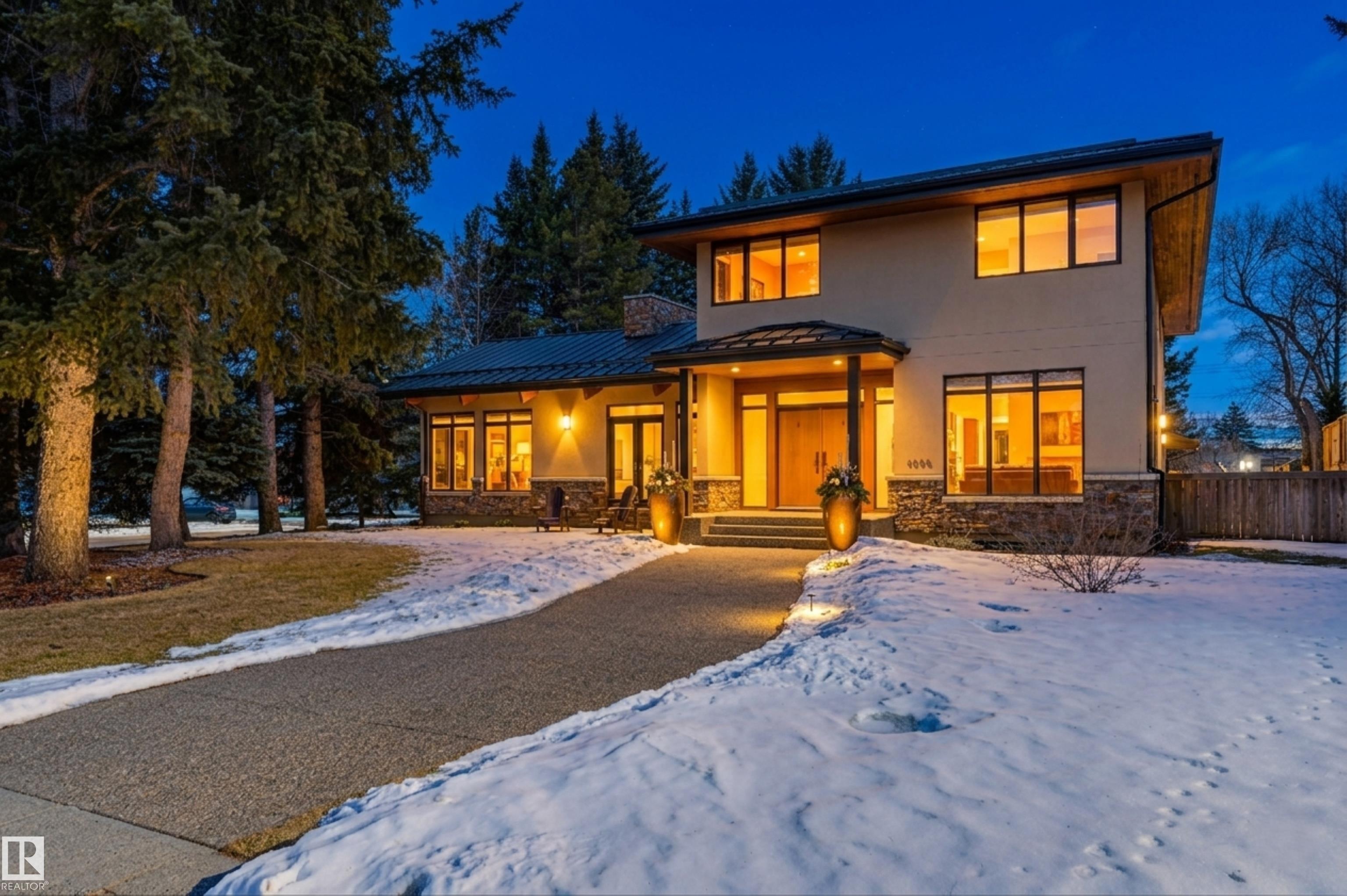 Second View of 9302 EDINBORO Road, Windsor Park (Edmonton), Edmonton, Alberta, T6G 2A1