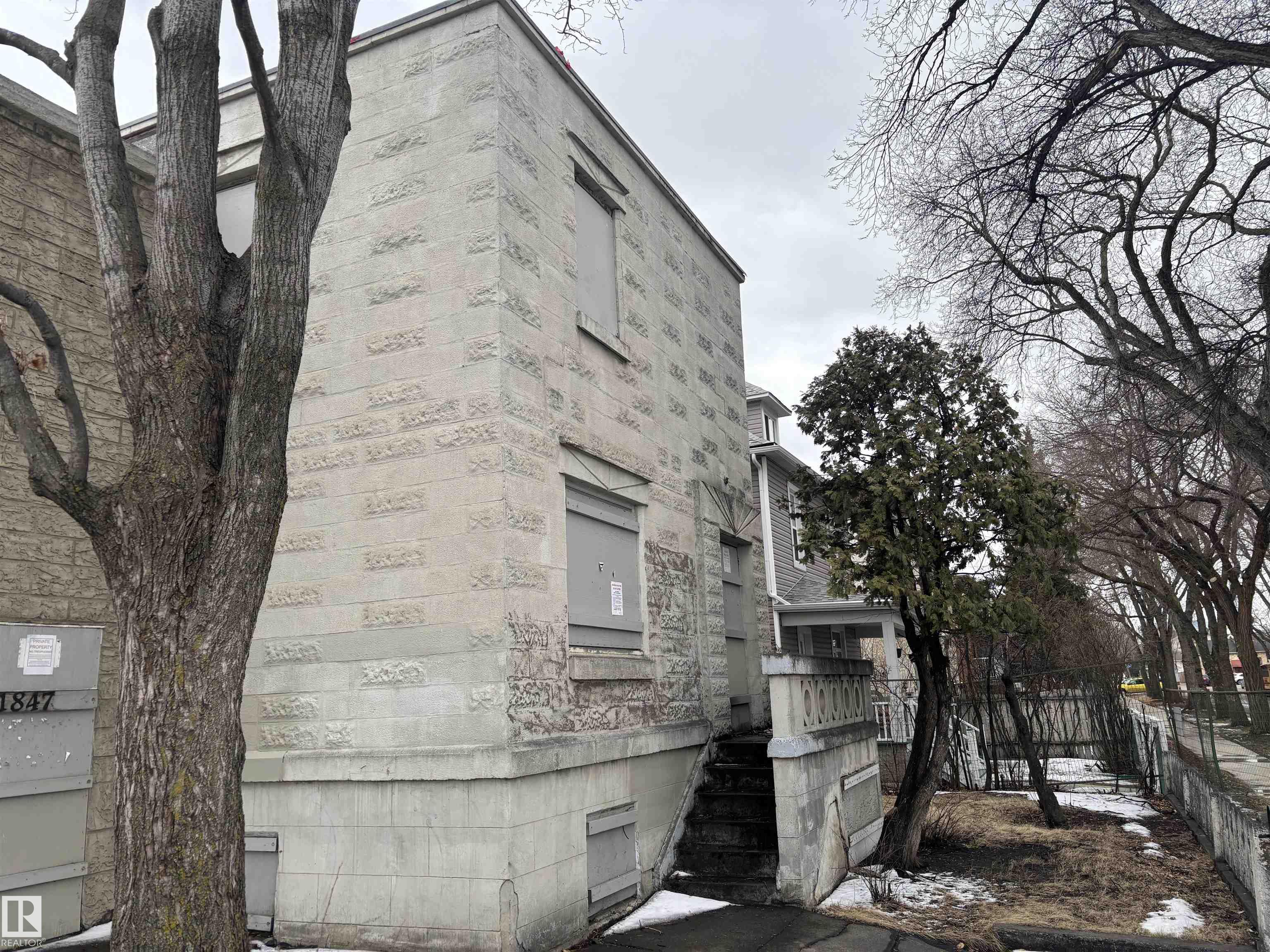 Fifth View of 11847 96 Street, Alberta Avenue, Edmonton, Alberta, T5G 1V4