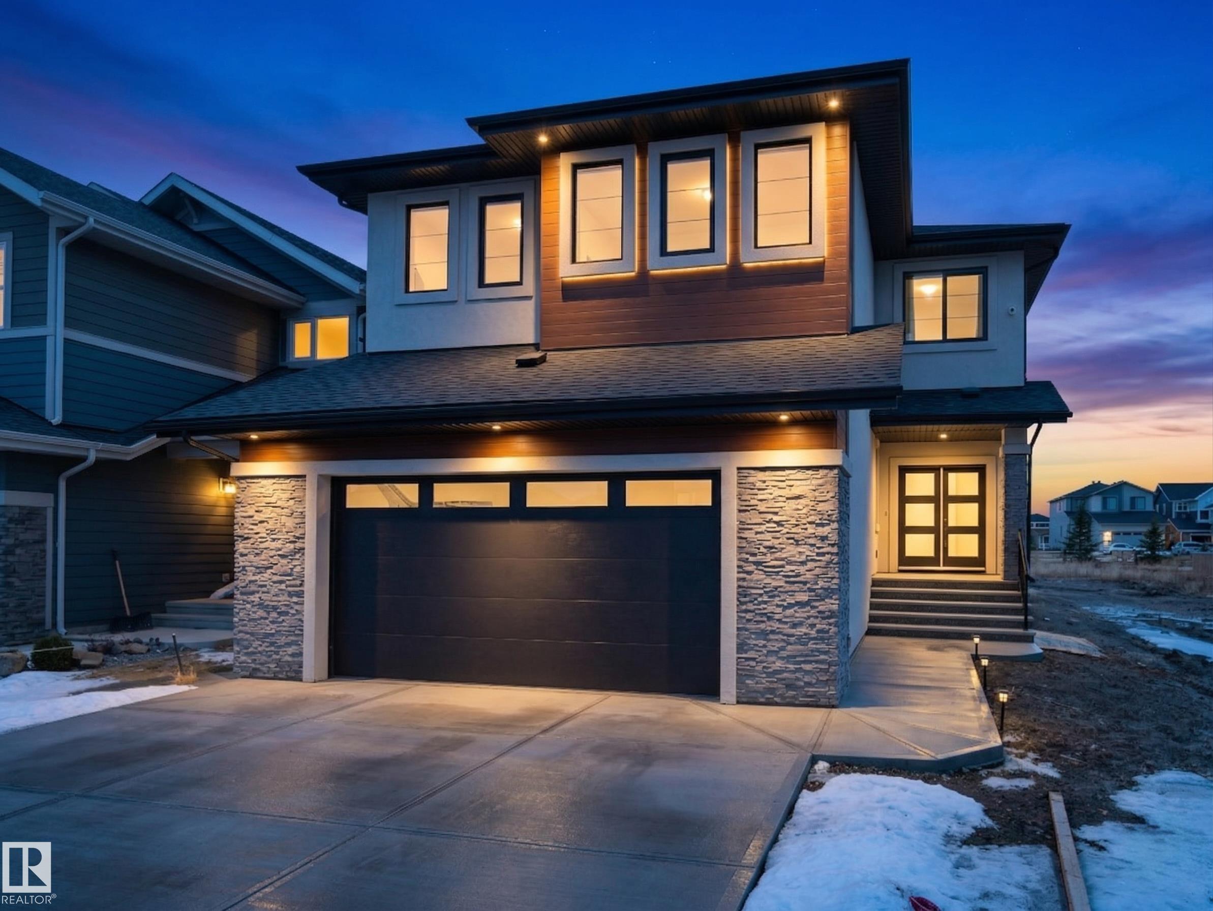 165 EDGEWATER Circle, E4481126, Alberta,