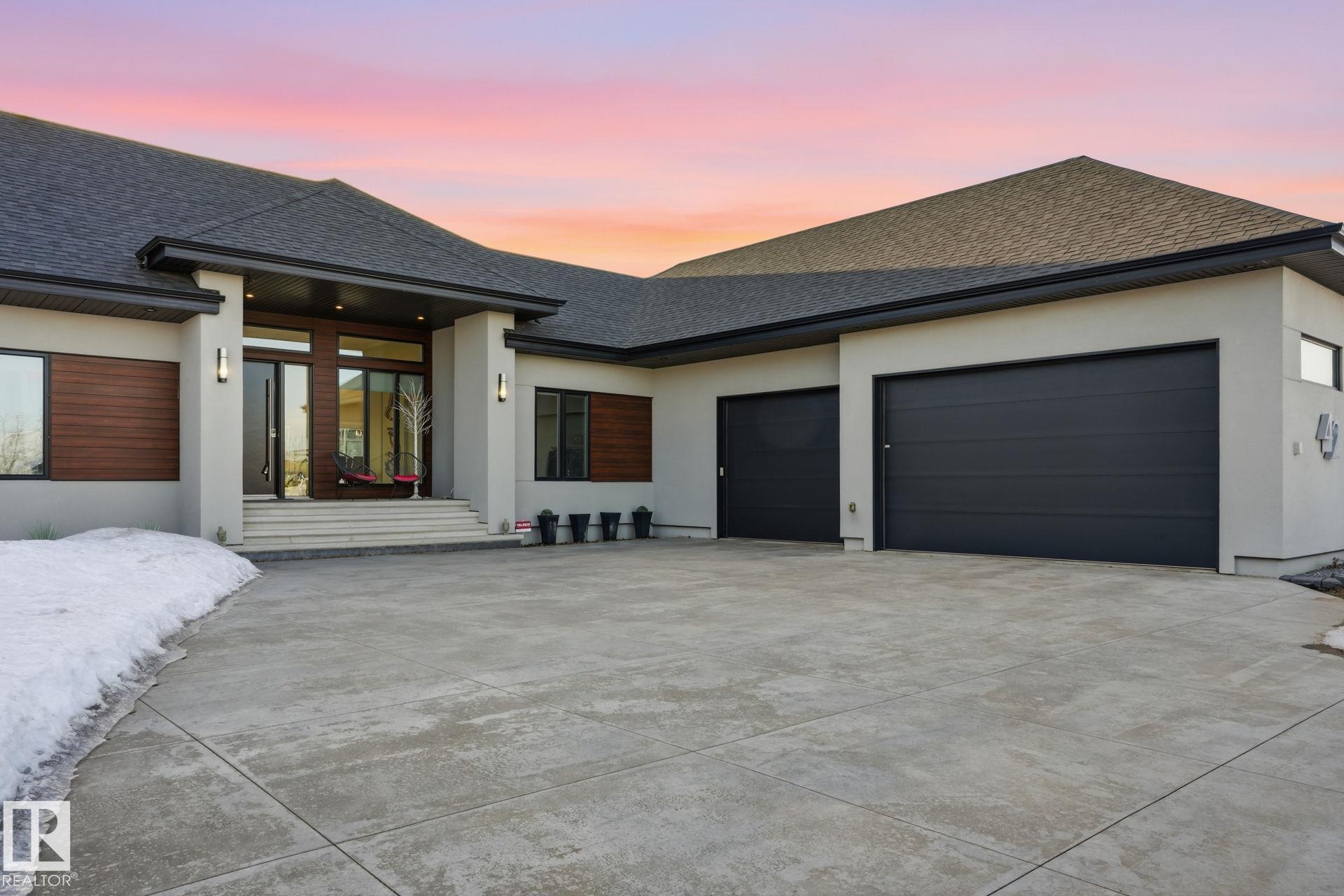 42 Manor Pointe Place, E4481130, Alberta,