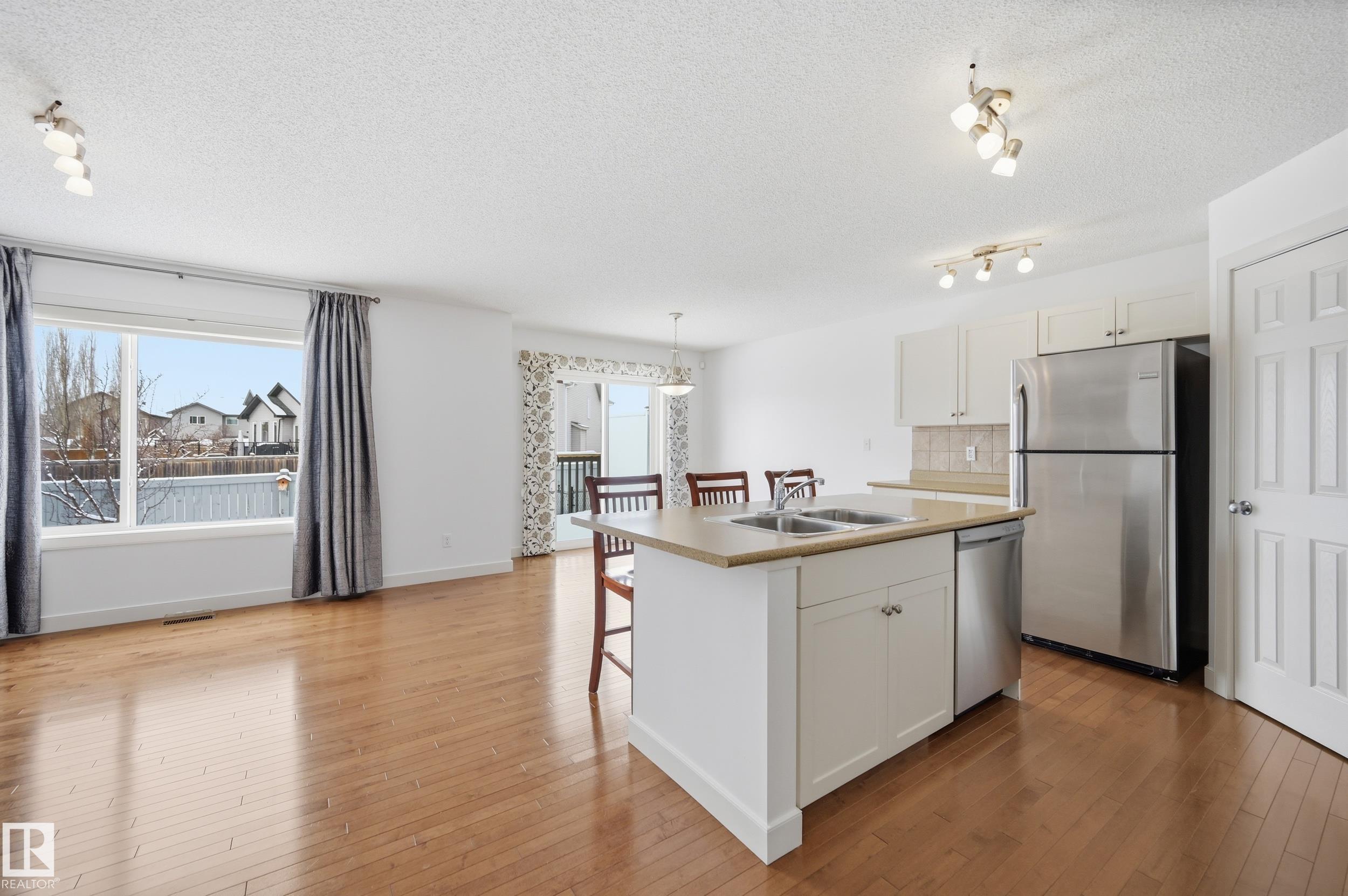 Fourth View of 25 8602 SOUTHFORT Boulevard, South Fort, Fort Saskatchewan, Alberta, T8L 4R6