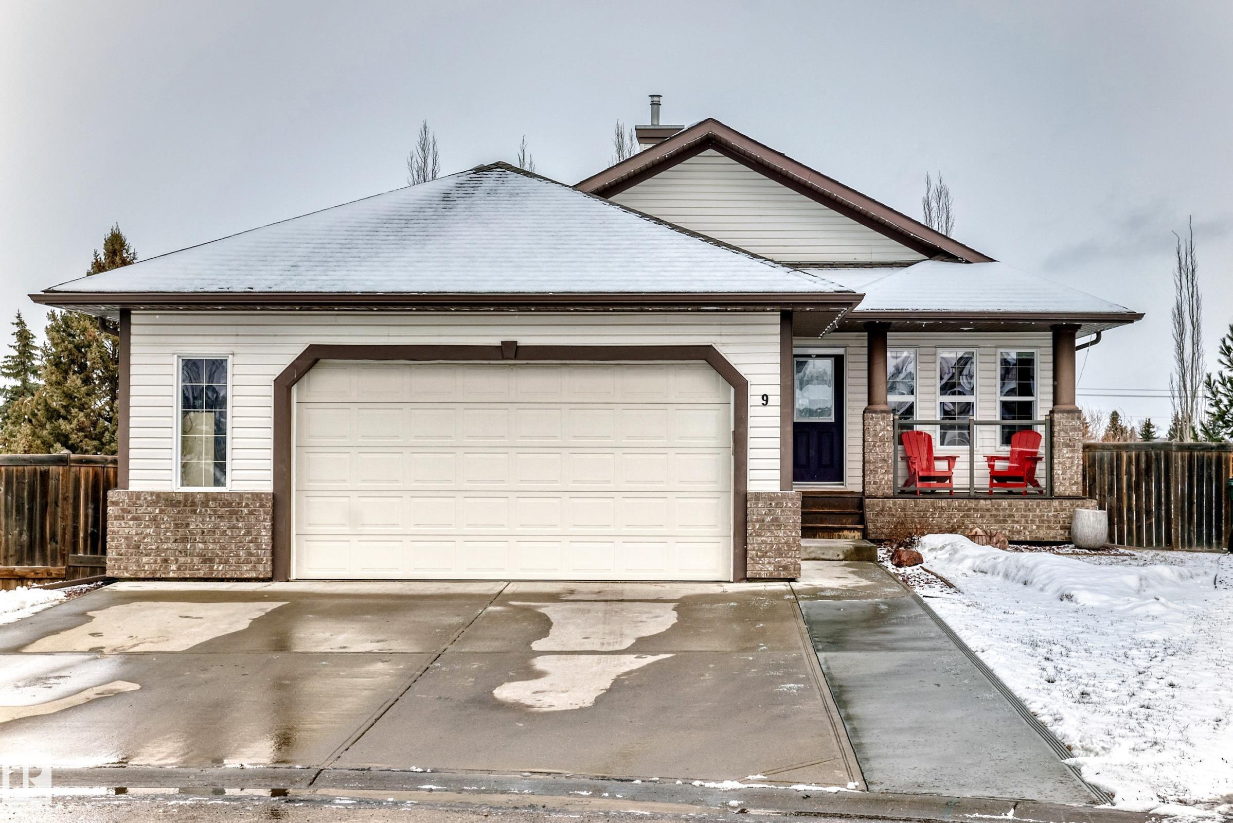 9 Linksview CV, E4481241, Alberta,