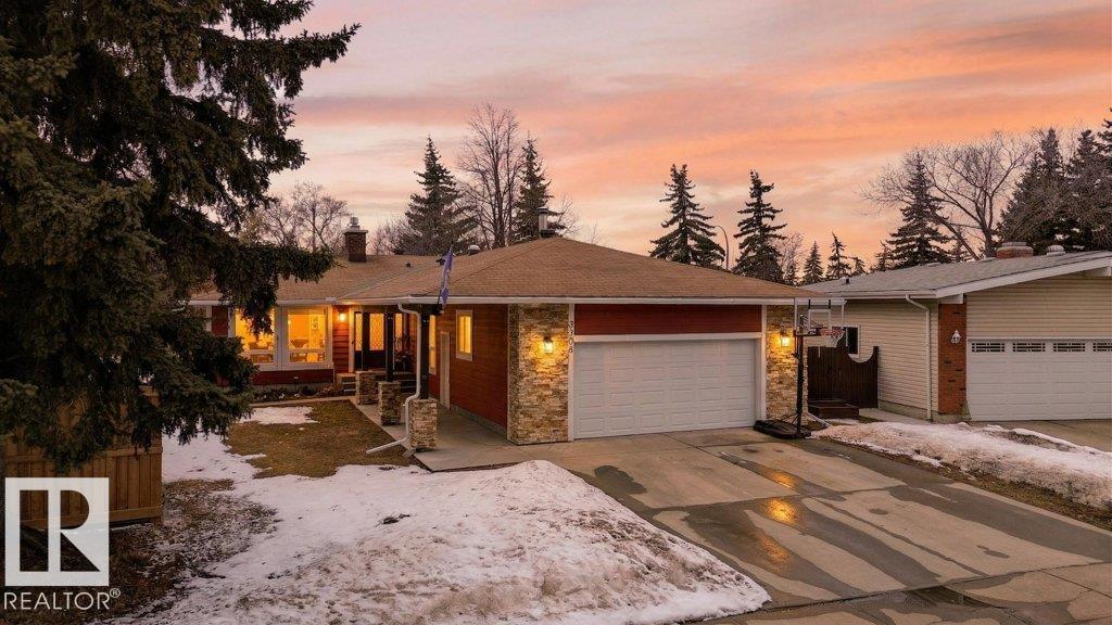 Second View of 3308 118 Street, Sweet Grass, Edmonton, Alberta, T6J 2C9