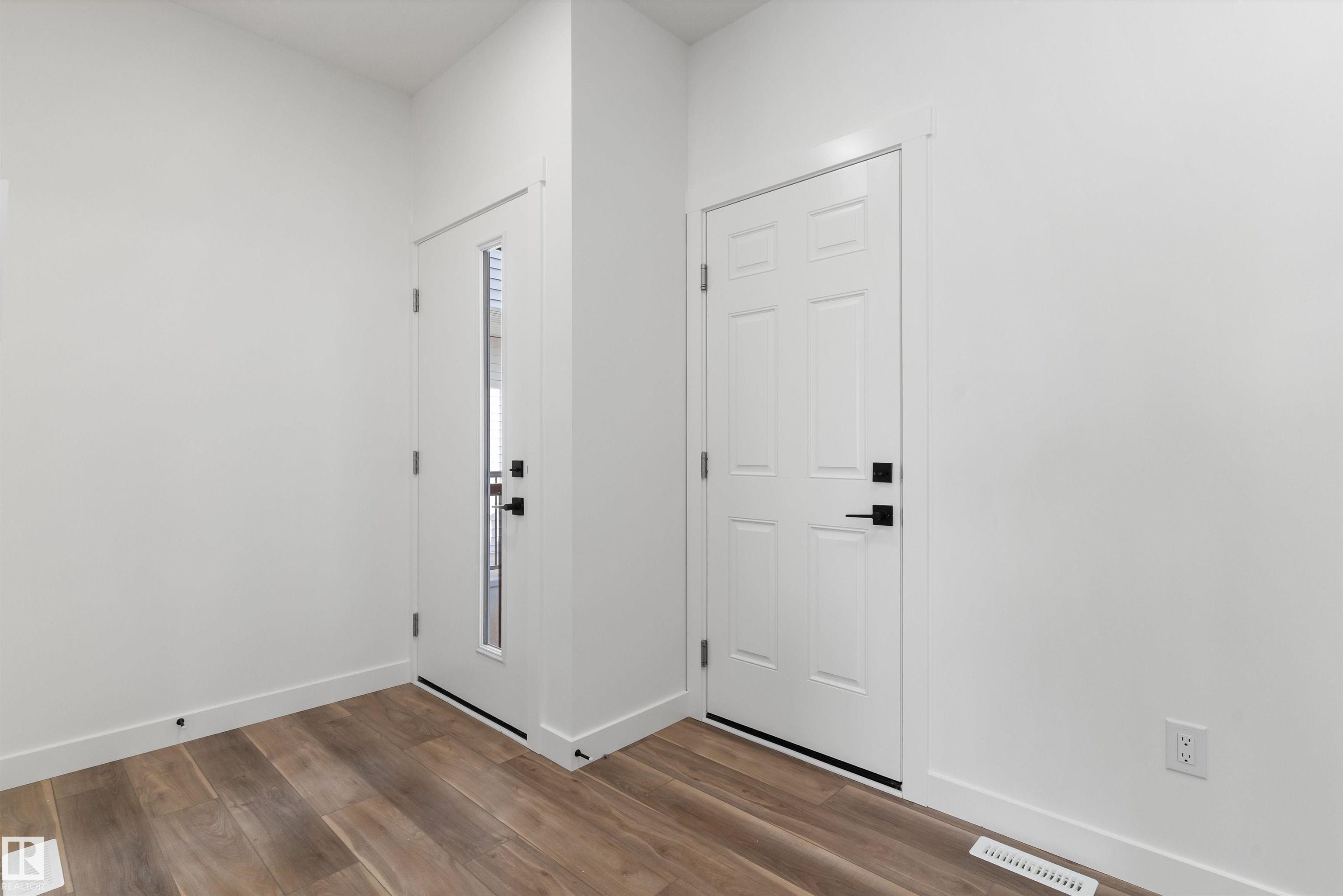 Second View of 4023 207 Street, Edgemont (Edmonton), Edmonton, Alberta, T6M 3G1