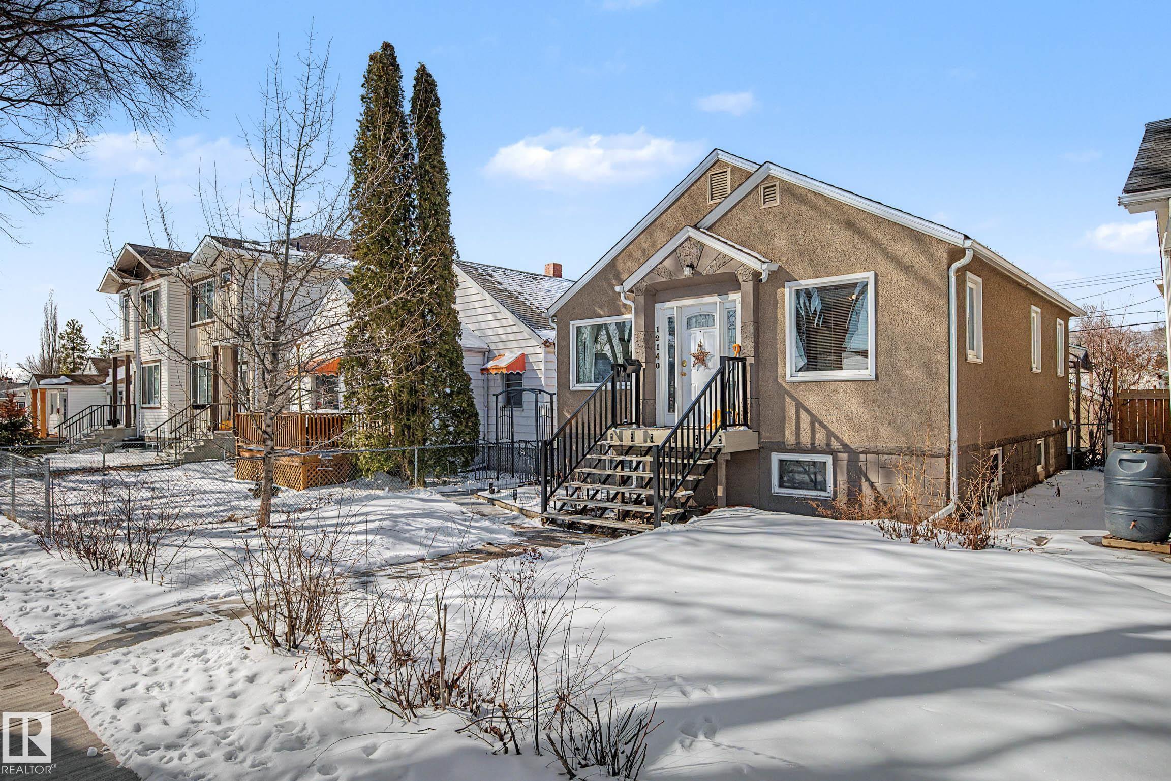 Second View of 12140 91 Street, Alberta Avenue, Edmonton, Alberta, T5B 4C1