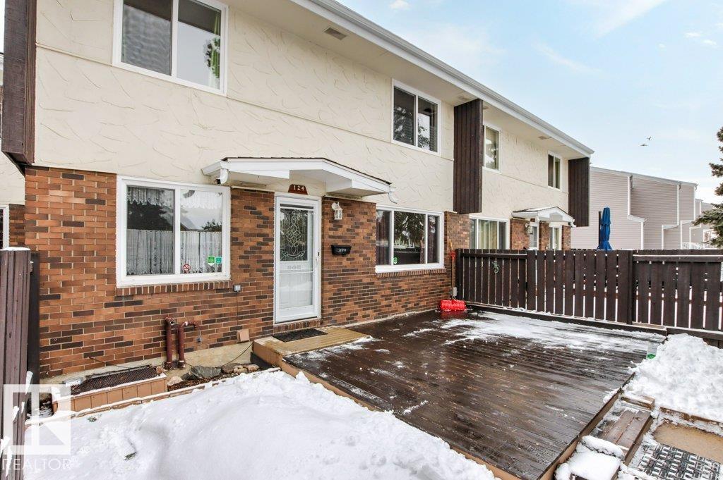 Fifth View of 124 ROSELAND Village, Northmount (Edmonton), Edmonton, Alberta, T5E 5R6