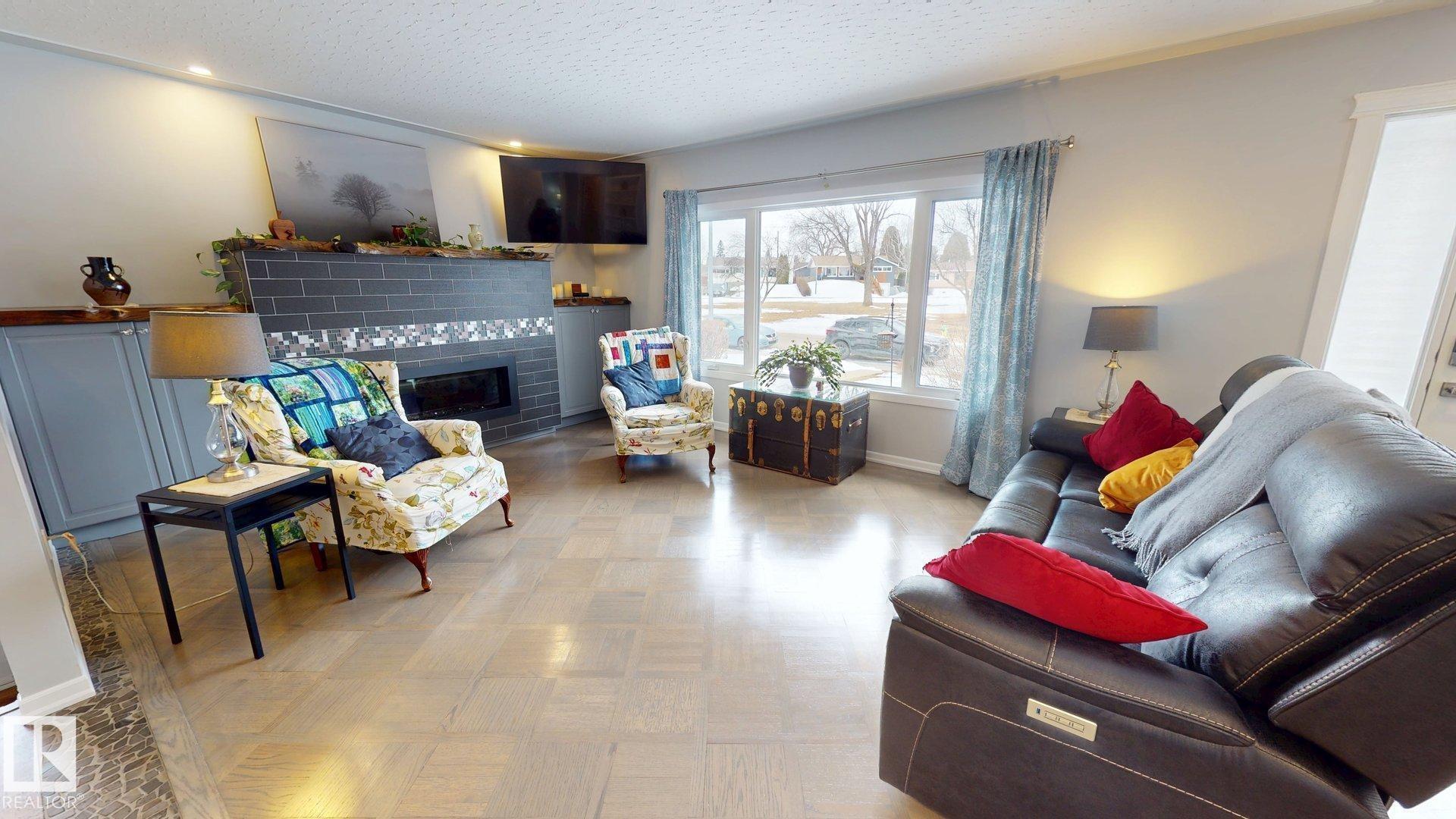 Second View of 10655 52 Street, Capilano, Edmonton, Alberta, T6A 2H1