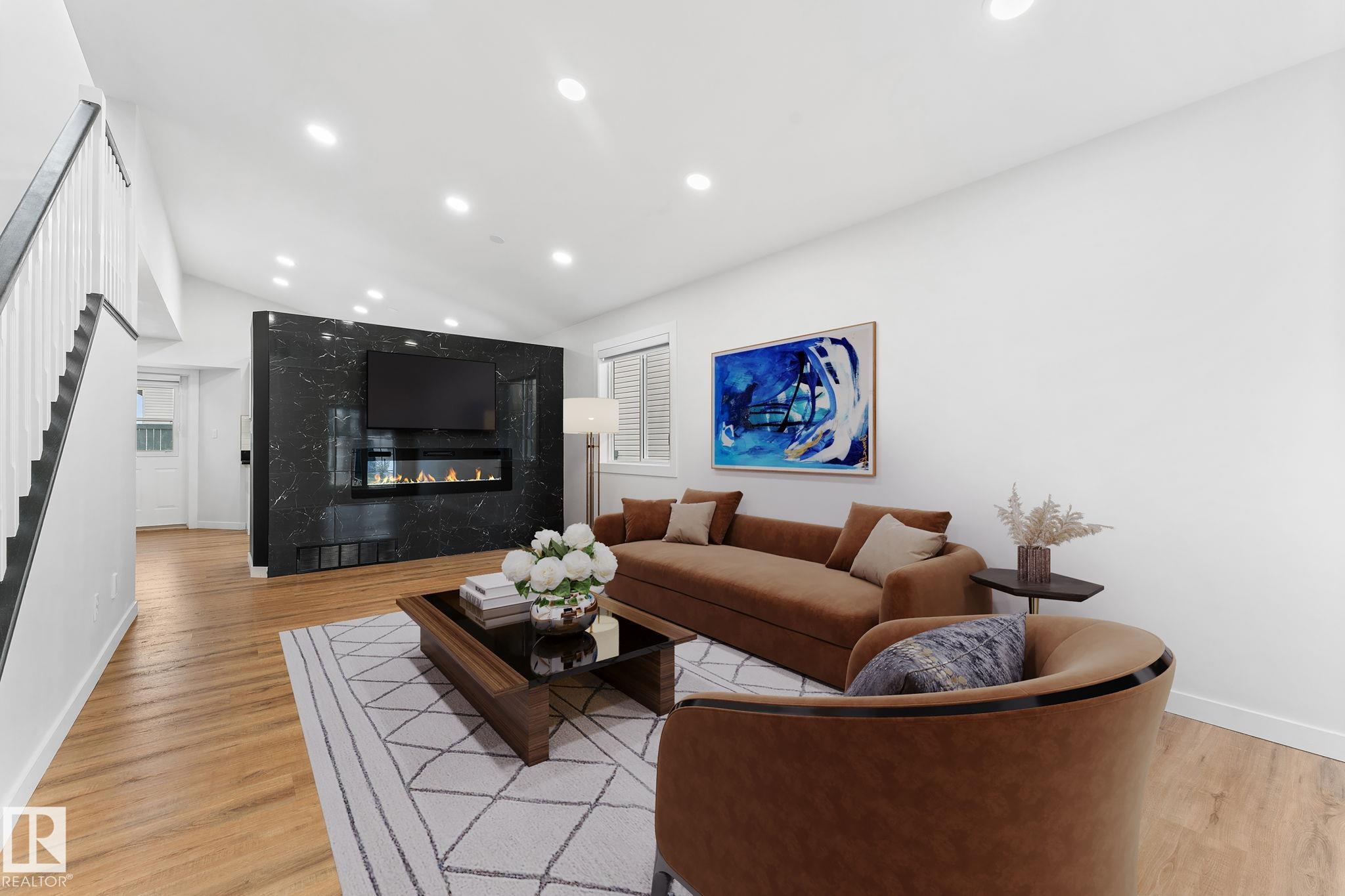 Second View of 362 BLACKBURN Drive, Blackburne, Edmonton, Alberta, T6W 1B8