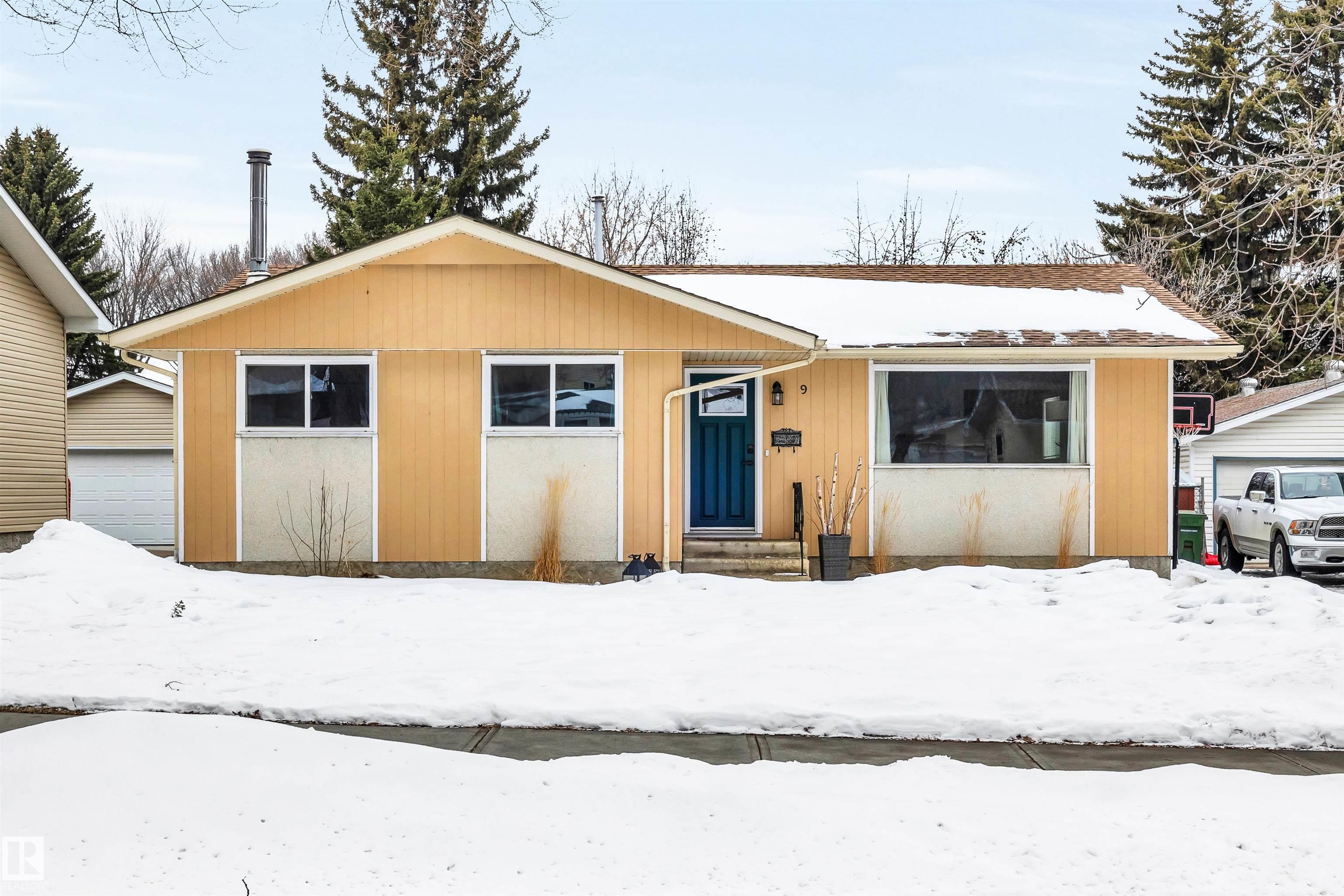 9 BROADVIEW Crescent, E4481585, Alberta,