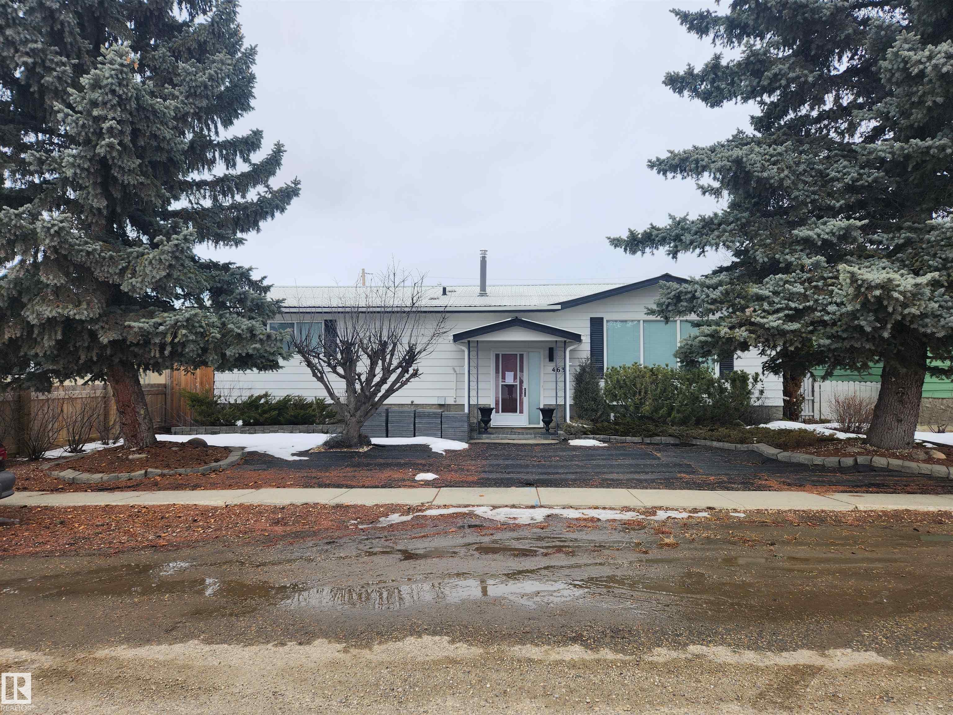 4636 46 Avenue, E4481619, Alberta,