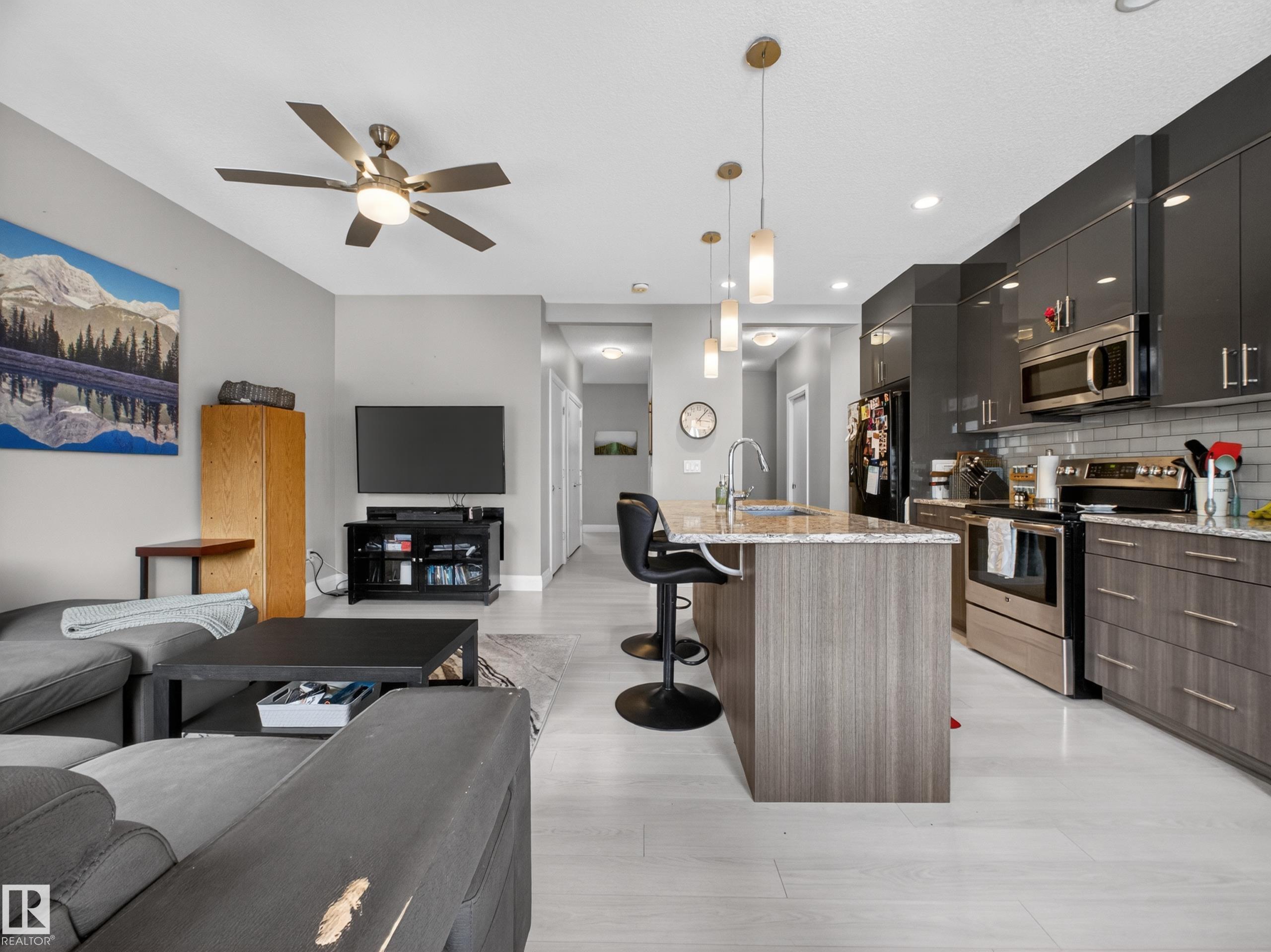 118 SPRINGWOOD Way, E4481651, Alberta,