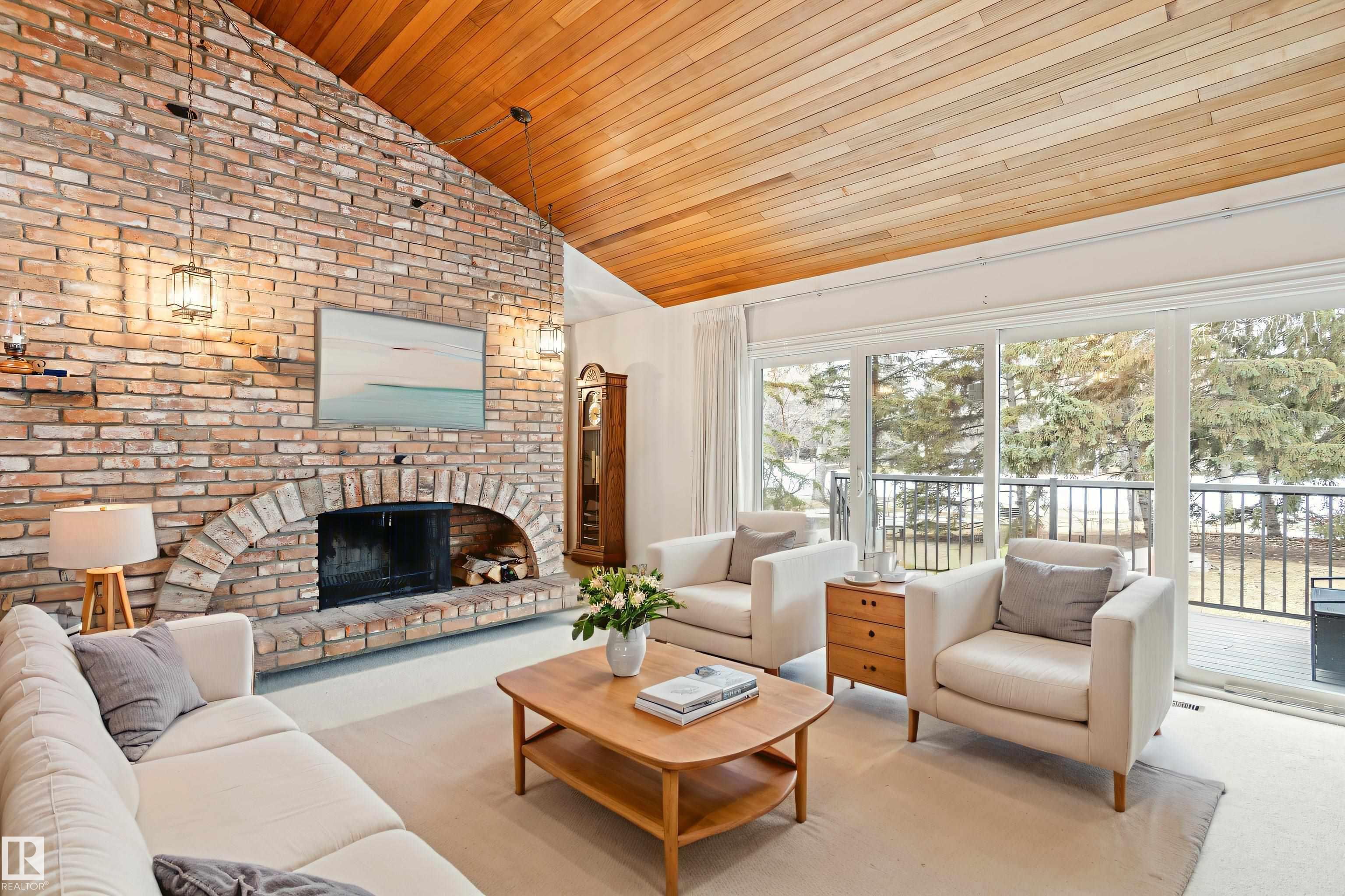 Third View of 258 GREENOCH Crescent, Greenview (Edmonton), Edmonton, Alberta, T6L 1B4