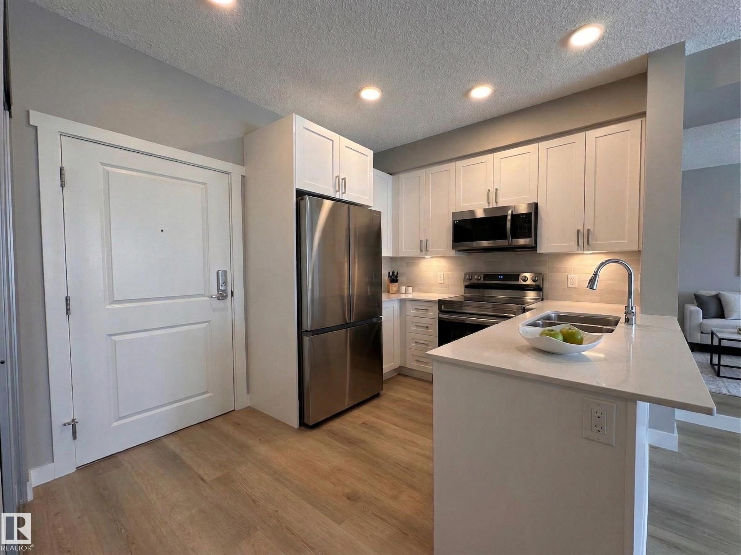 Second View of 220 12804 140 Avenue, Pembina, Edmonton, Alberta, T6V 0M3