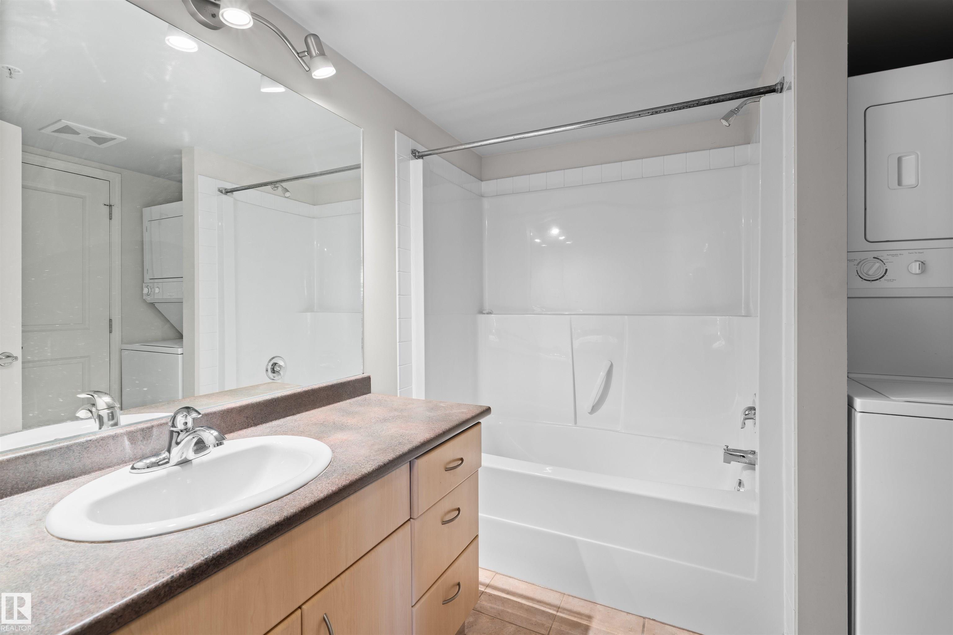 Fifth View of 2301 10180 104 Street, Downtown (Edmonton), Edmonton, Alberta, T5J 1A7