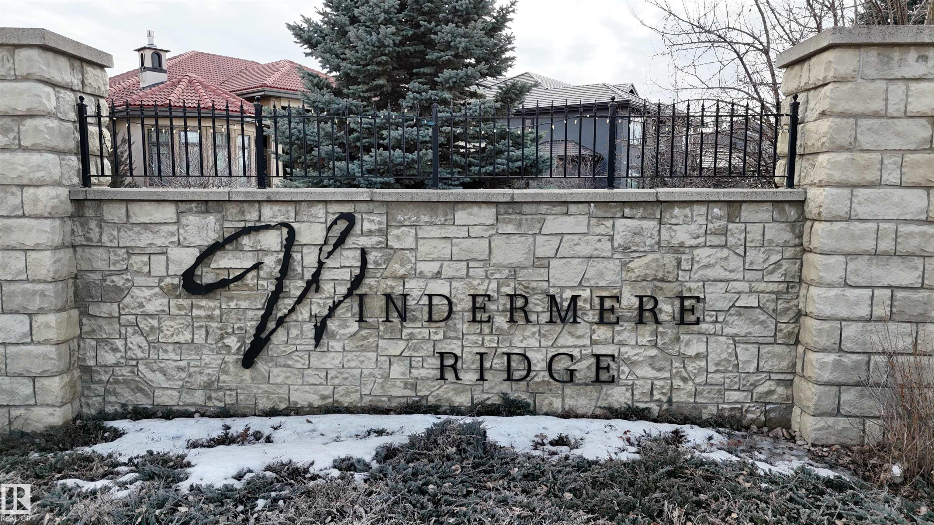24 WINDERMERE Drive, E4481942, Alberta,