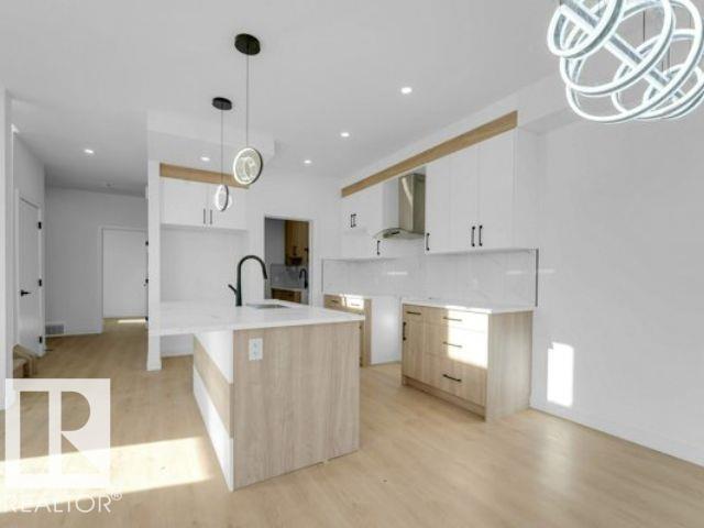 Third View of 8512 MAYDAY RUN Run, The Orchards At Ellerslie, Edmonton, Alberta, T6X 1A2