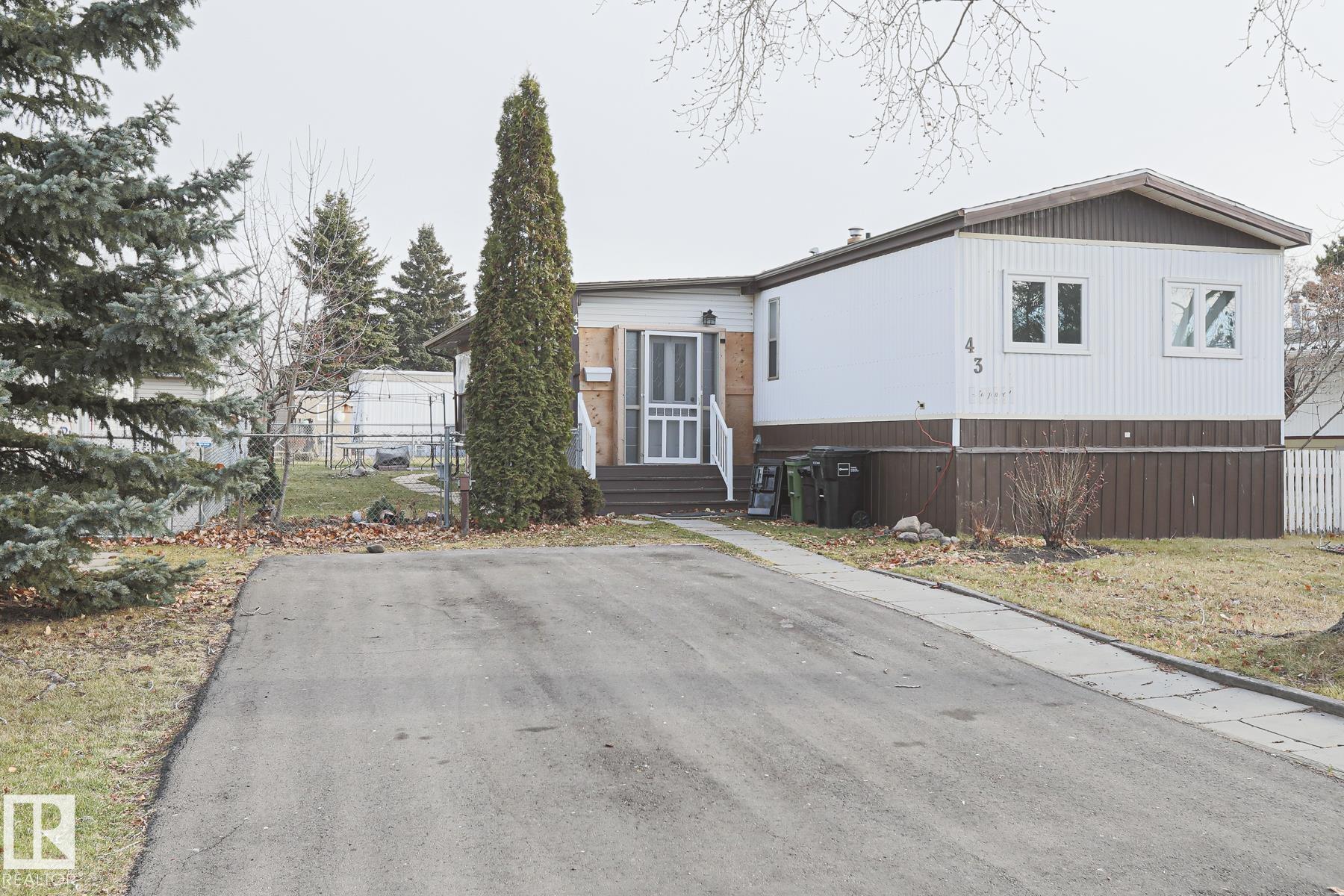 43 Maple Ridge Drive, E4482368, Alberta,