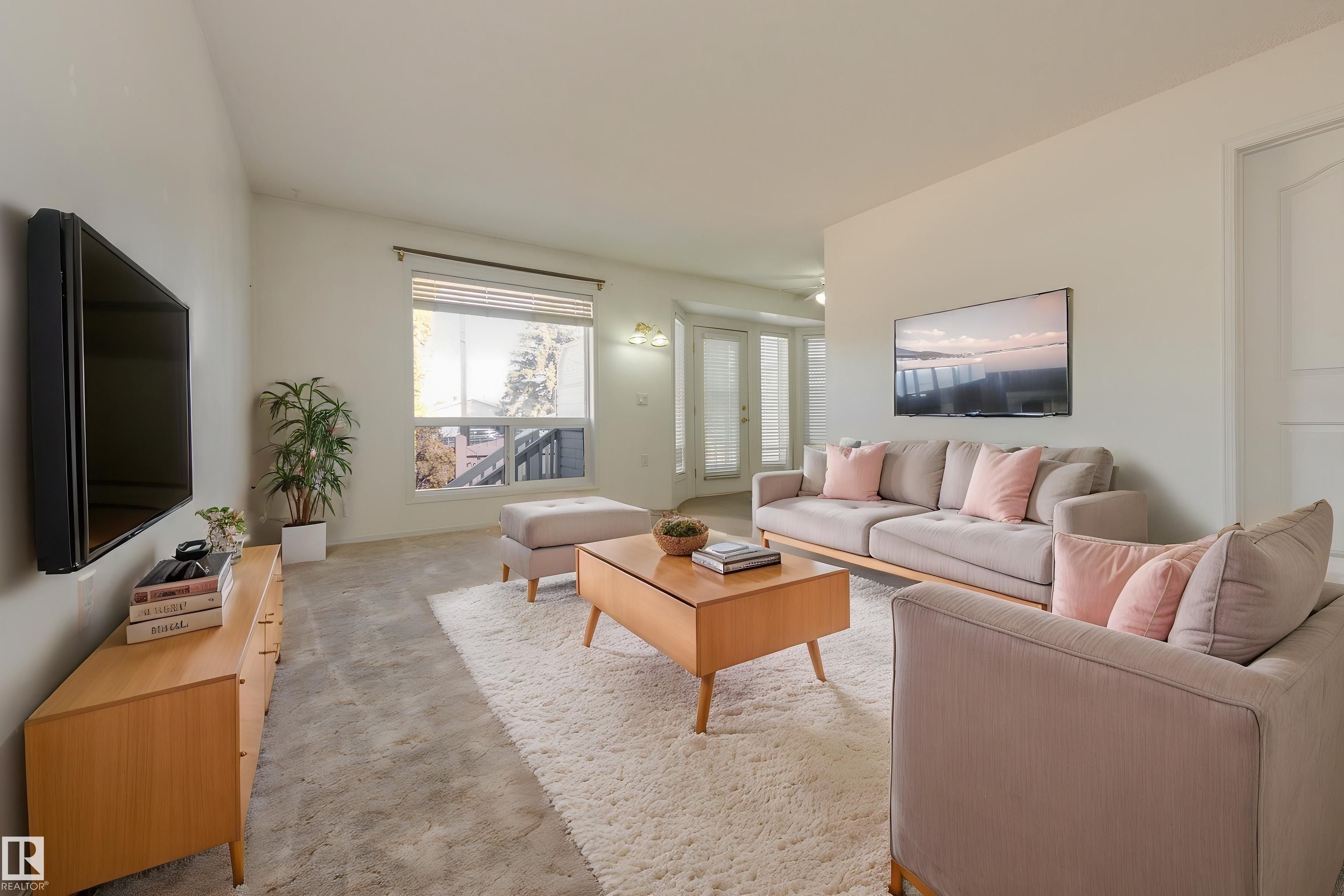 Fifth View of 108 13320 124 Street, Kensington, Edmonton, Alberta, T5L 5B7