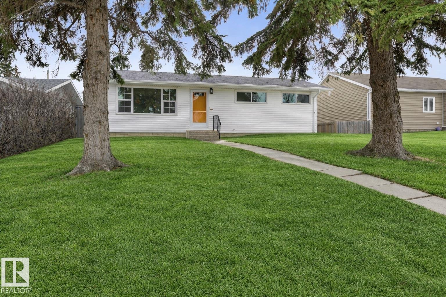 517 10 Street, E4482449, Alberta,