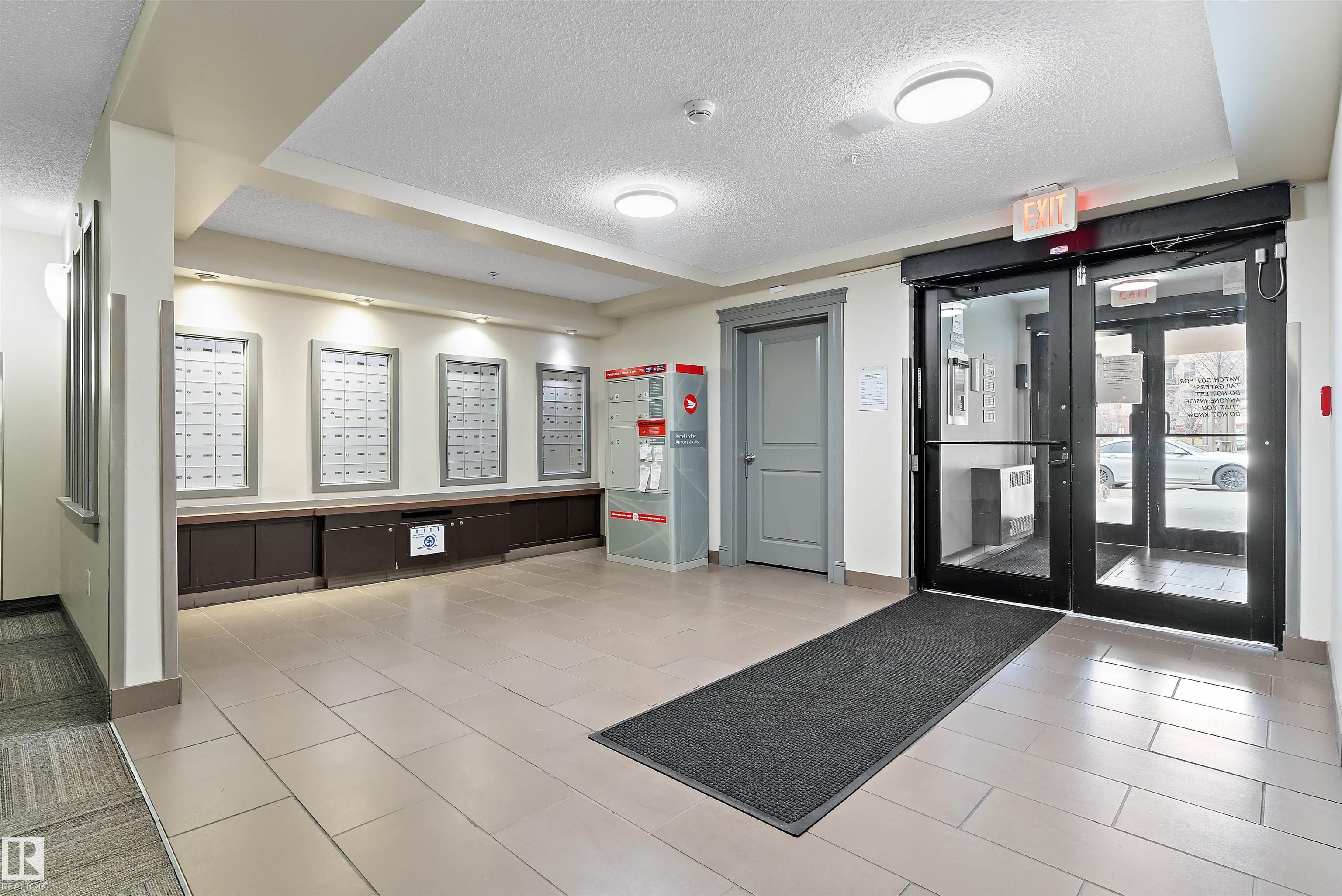 Second View of Rutherford (Edmonton), Edmonton, Alberta, T6W 1T1