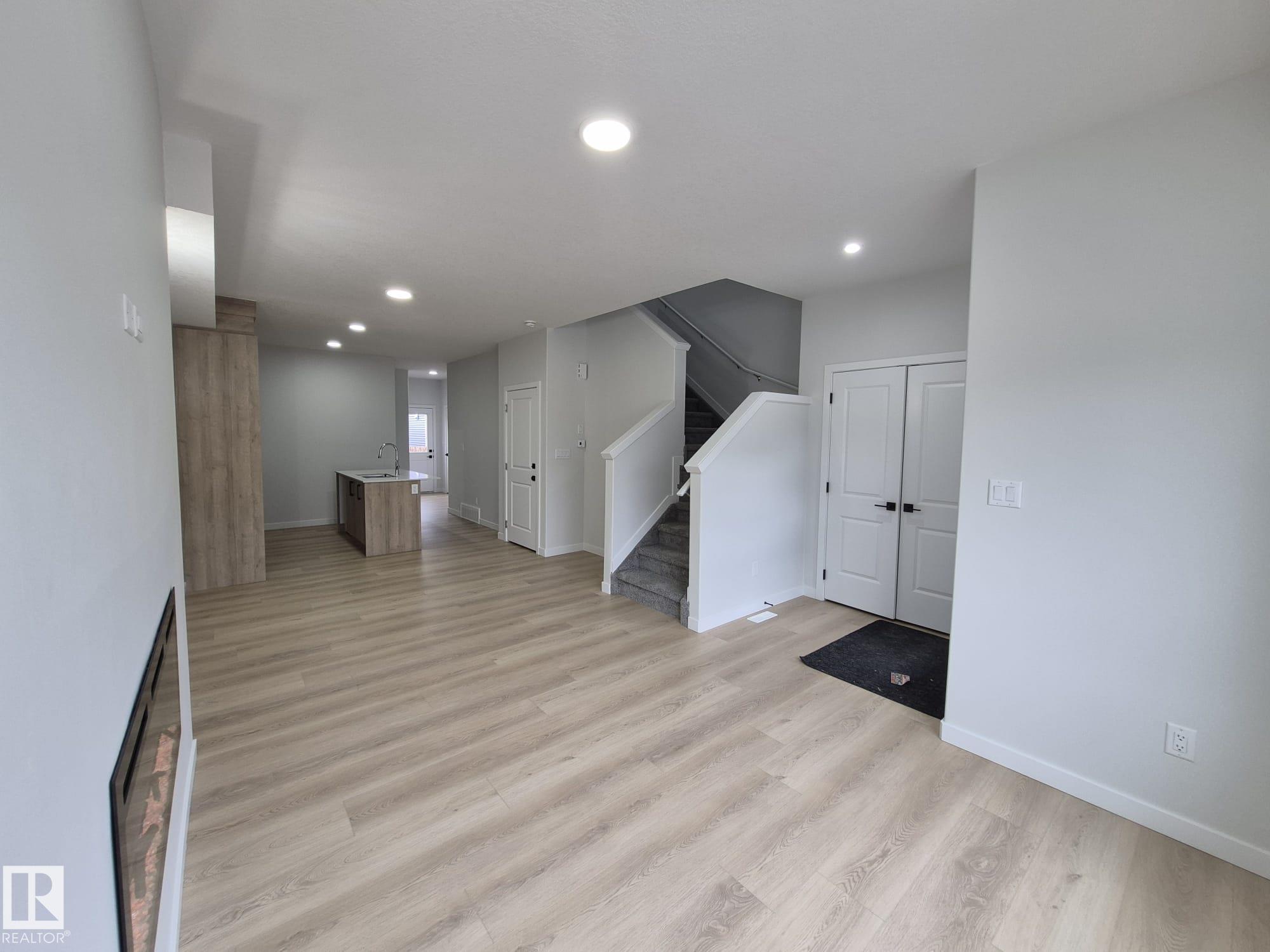 Fifth View of Keswick, Edmonton, Alberta, T6W 5J3