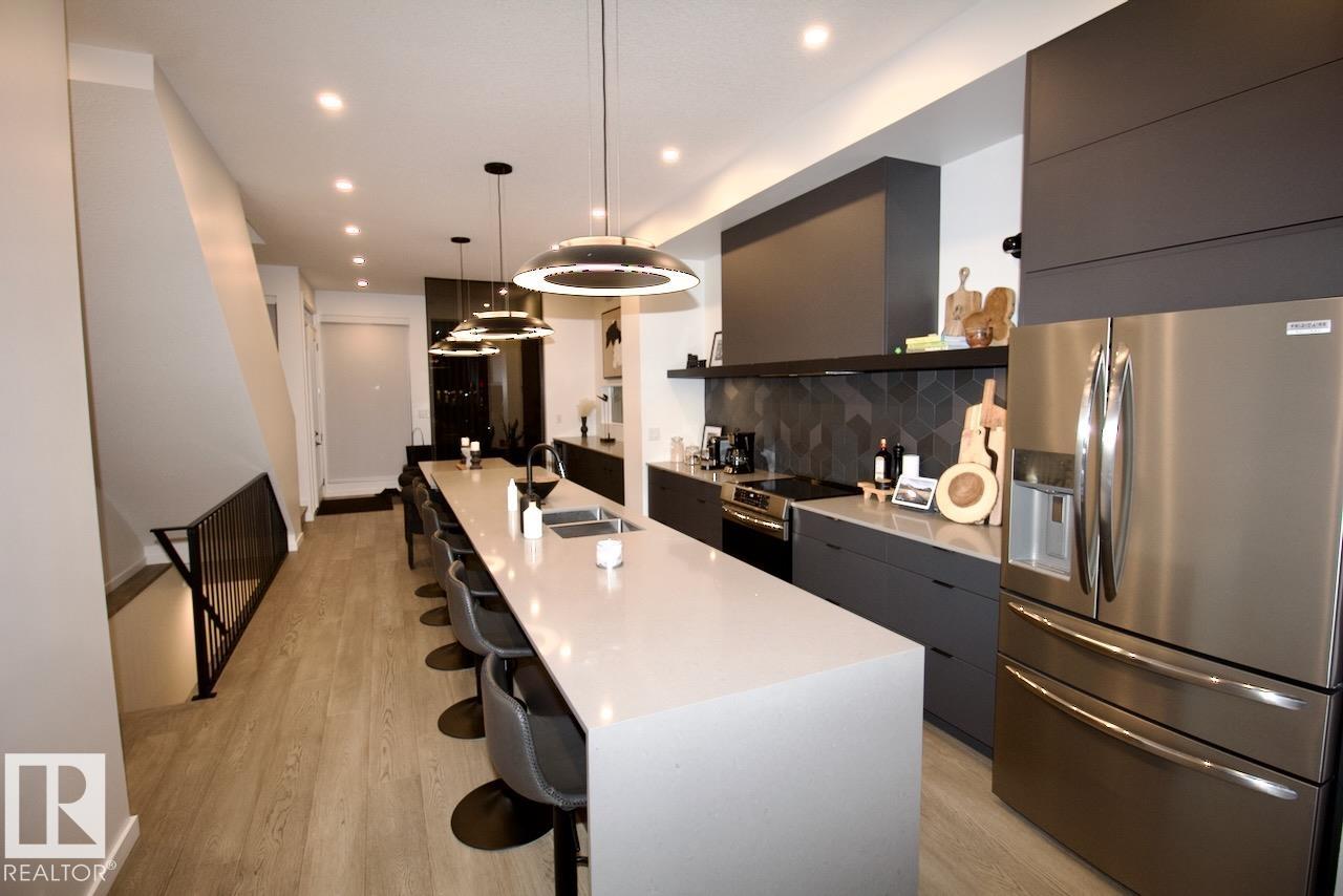 Fifth View of 9113 142 Street NW, Parkview, Edmonton, Alberta, T5R 0M8