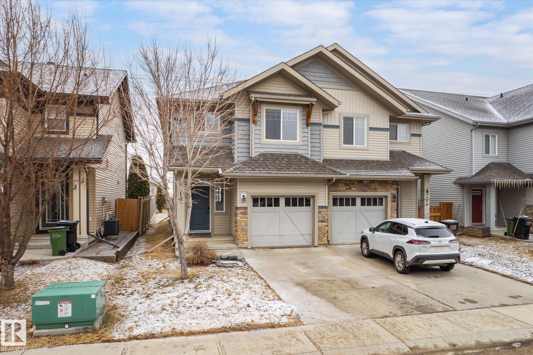 Second View of 1668 CHAPMAN Way, Chappelle Area, Edmonton, Alberta, T6W 0Y5