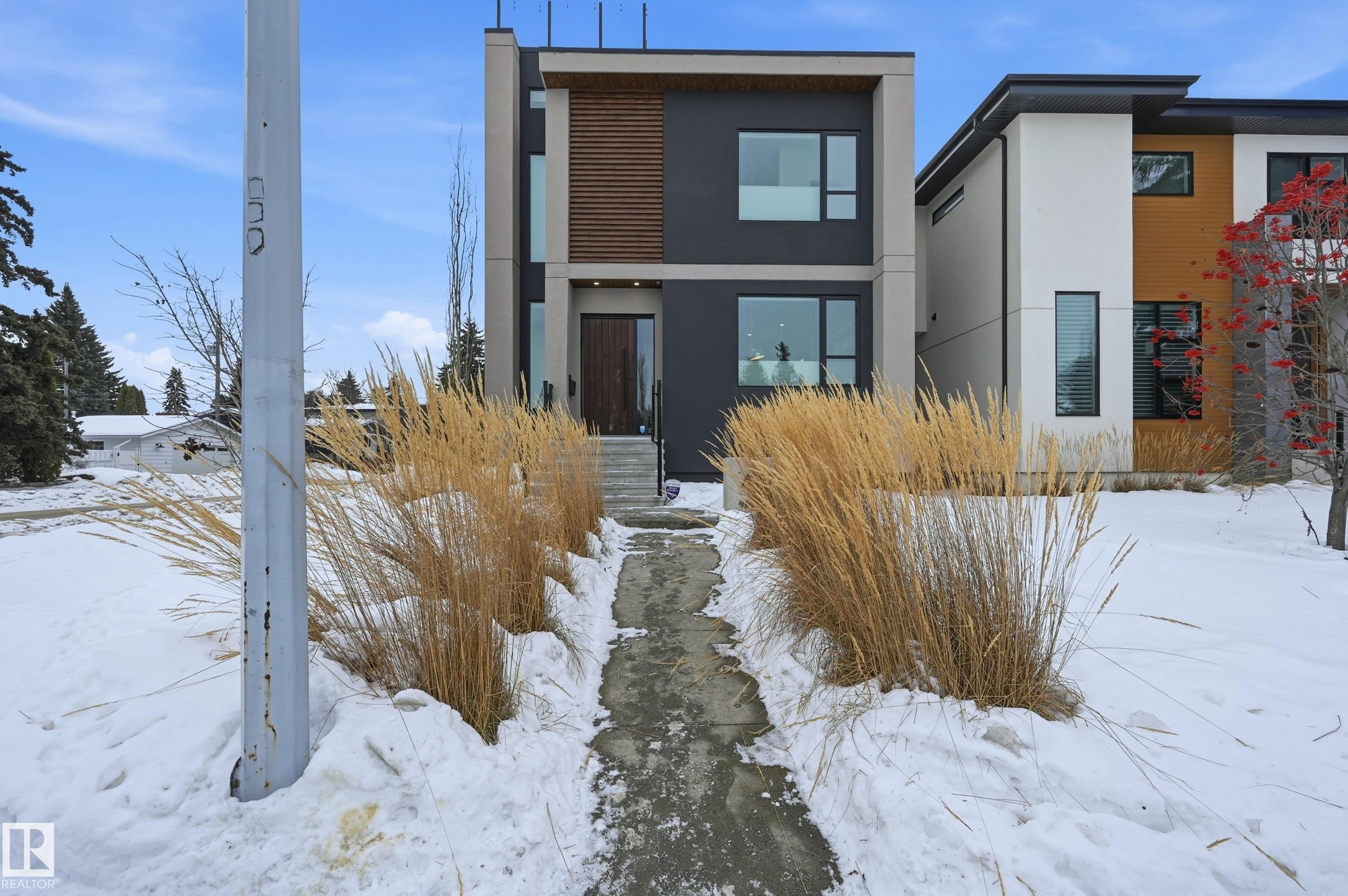 44B VALLEYVIEW Crescent, E4482792, Alberta,