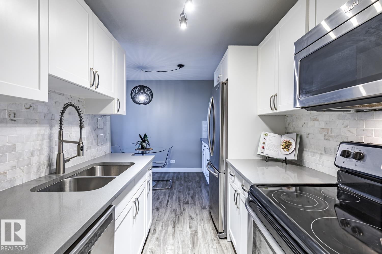 Fourth View of 105 10883 Saskatchewan Drive, Garneau, Edmonton, Alberta, T6E 4S6