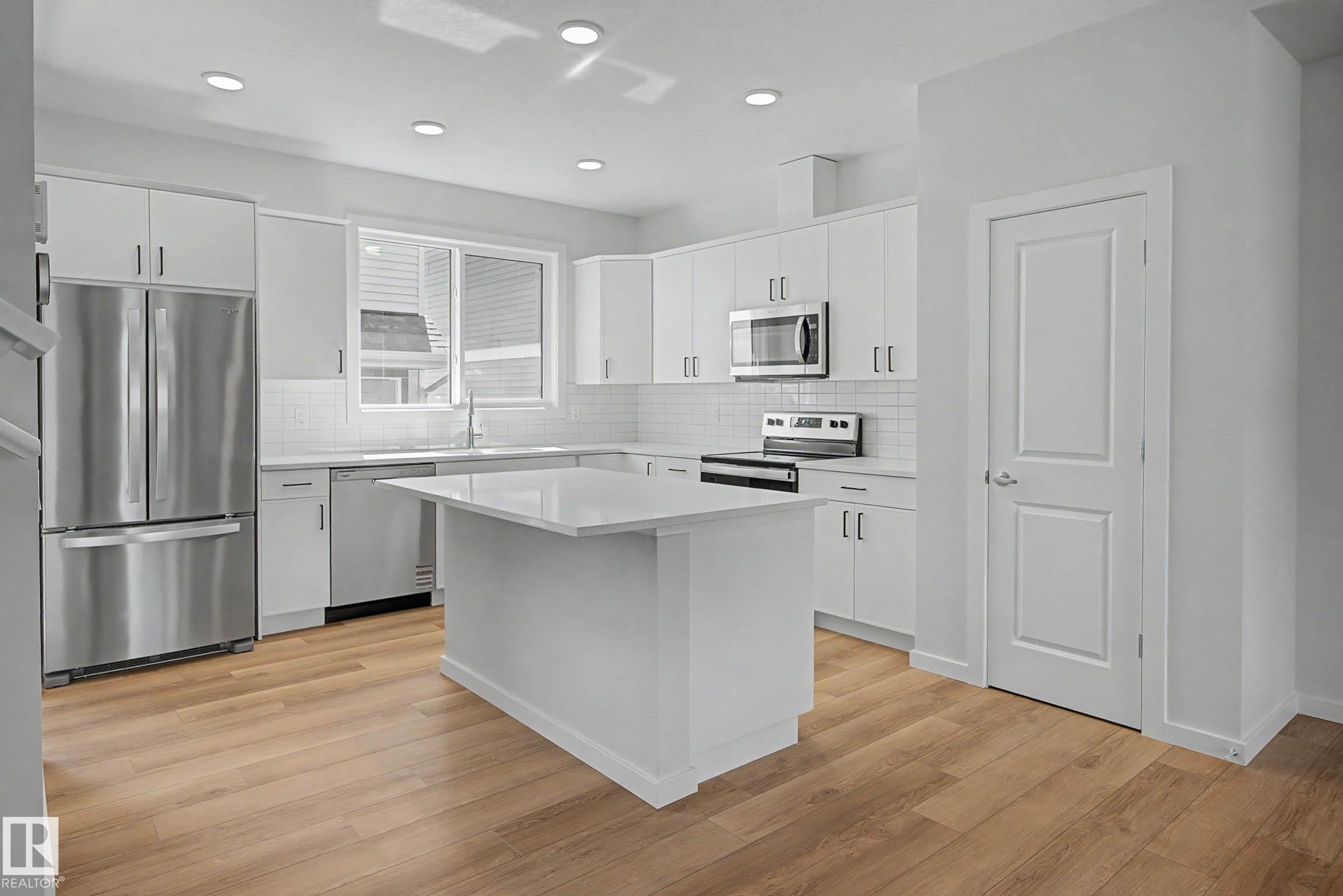 21203 25 Avenue, E4482821, Alberta,