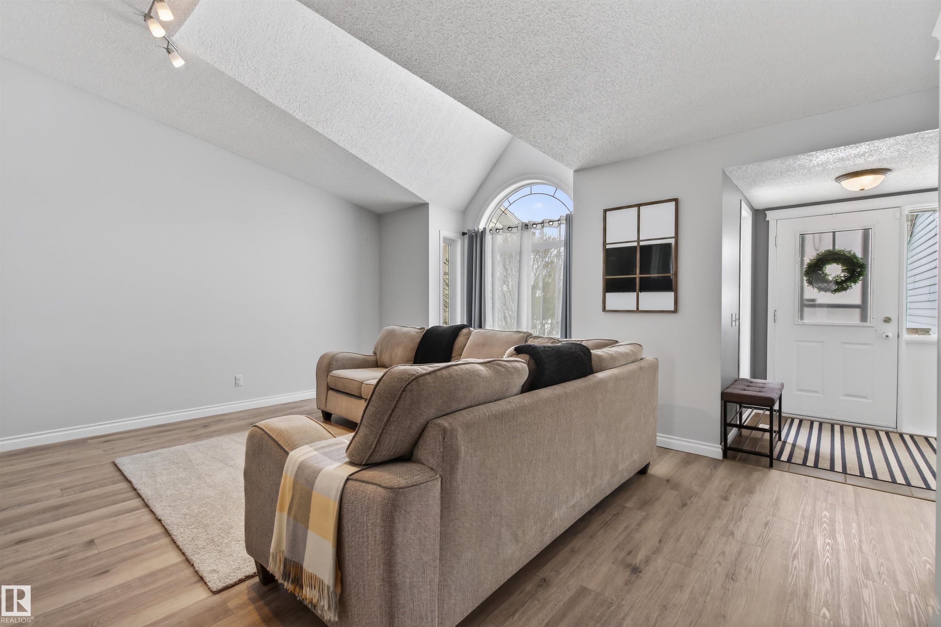 Third View of 208 20A Street, Nelson Heights, Cold Lake, Alberta, T9M 1G3