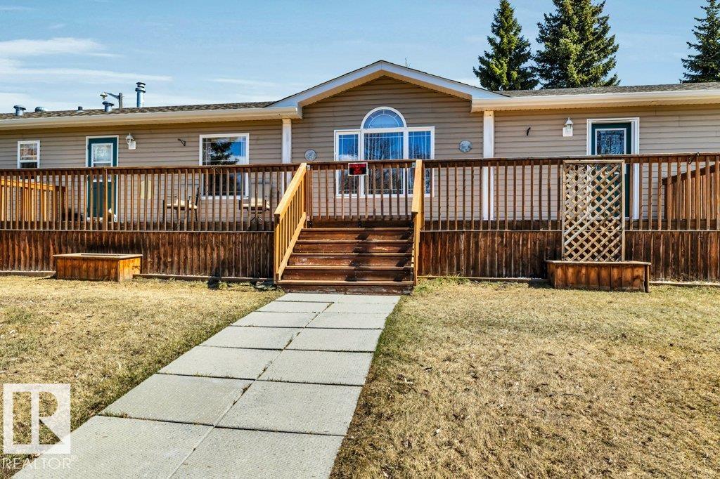 Fifth View of 463049 Hwy 780, Ma-Me-O Beach, Rural Wetaskiwin County, Alberta, T0C 2V0