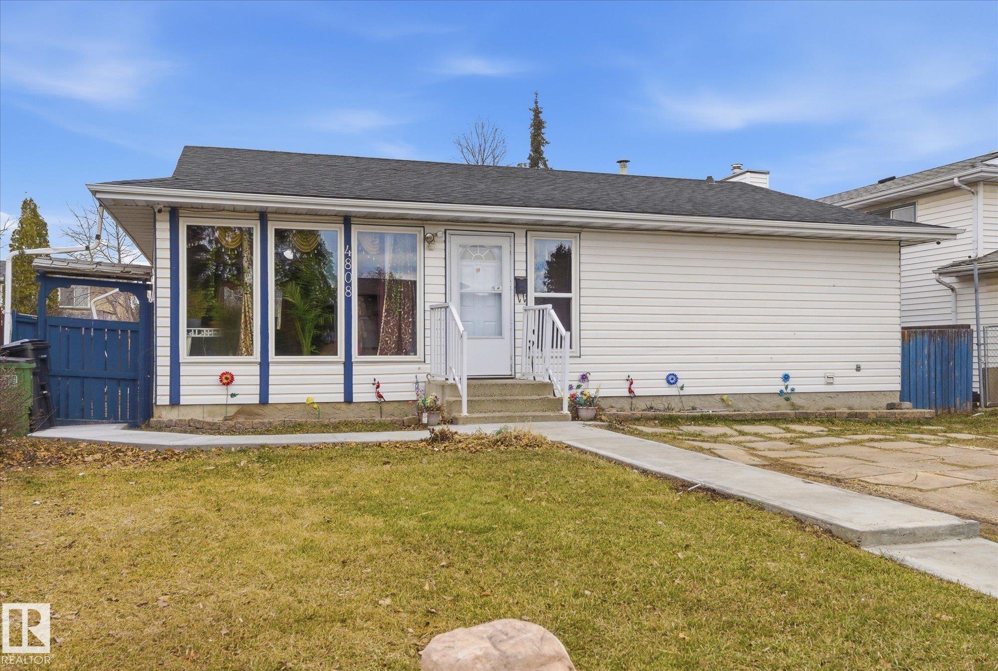 Third View of 4808 21 Avenue, Pollard Meadows, Edmonton, Alberta, T6L 2V8