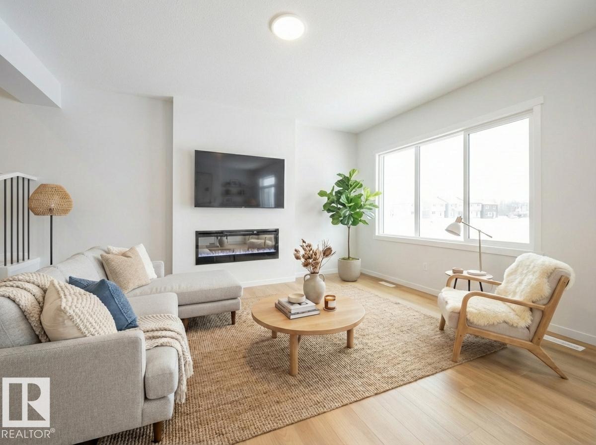 19430 22A Avenue, E4483020, Alberta,