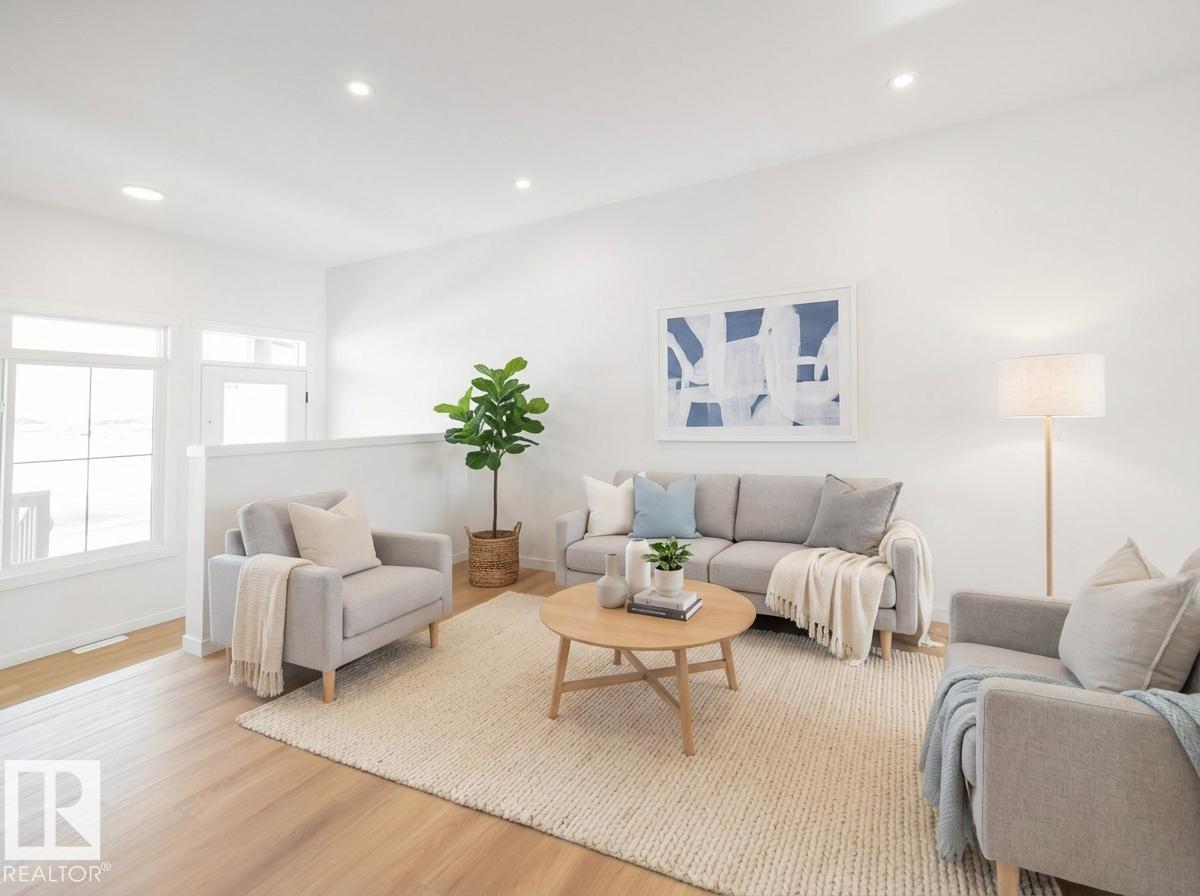 1082 MCLEOD Avenue, E4483025, Alberta,