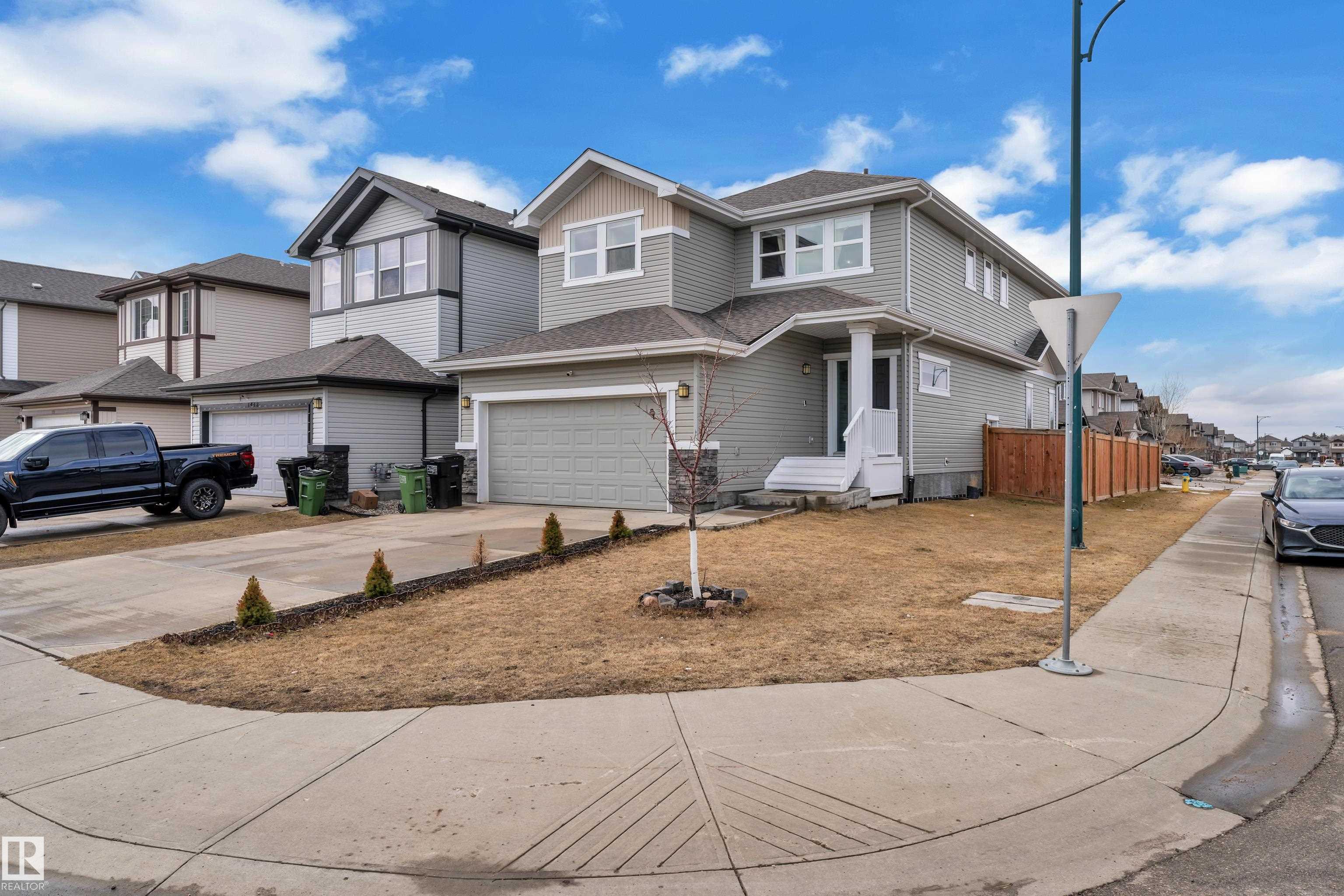 Second View of 1452 30 Street, Laurel, Edmonton, Alberta, T6T 0Z5