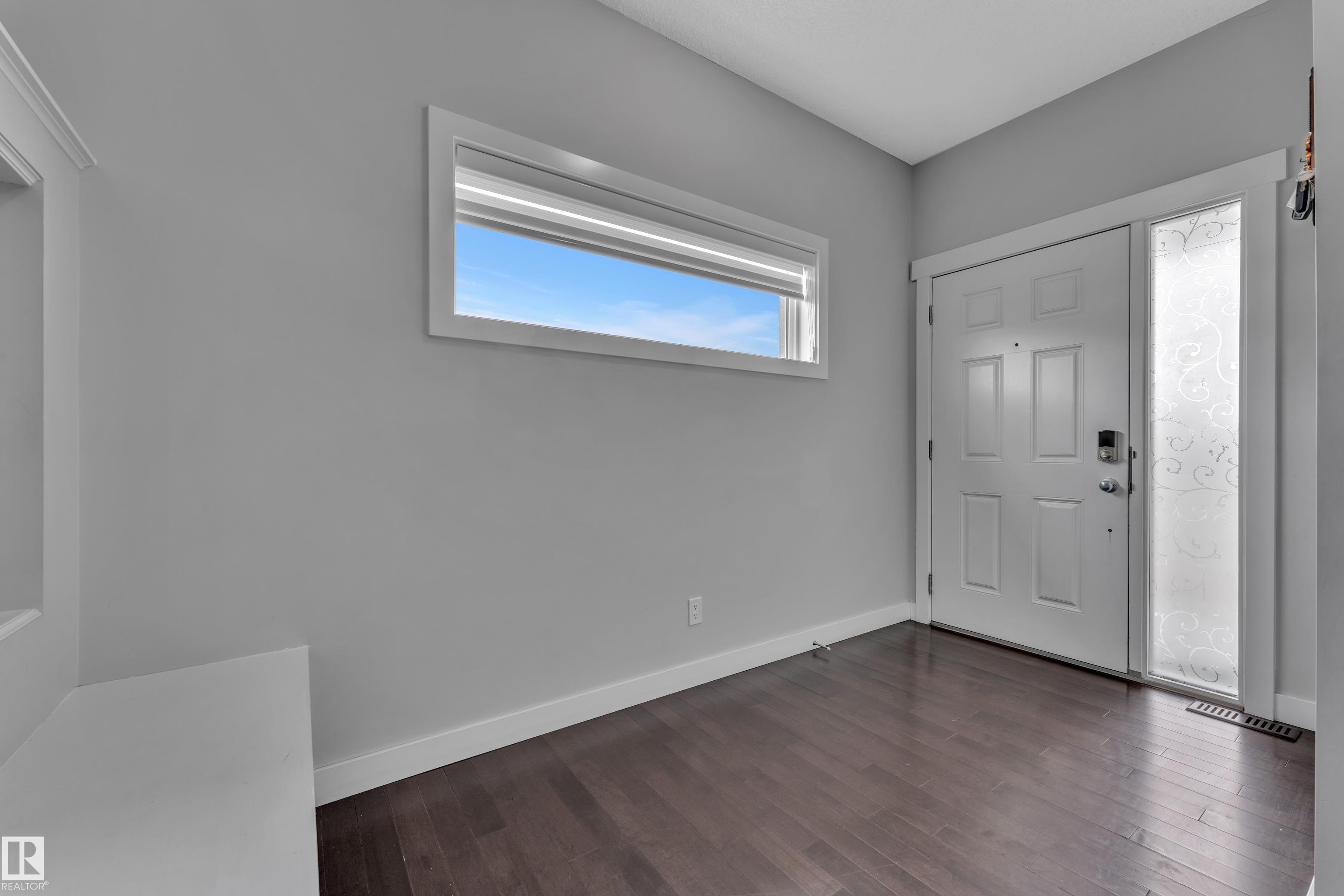 Fifth View of 1452 30 Street, Laurel, Edmonton, Alberta, T6T 0Z5