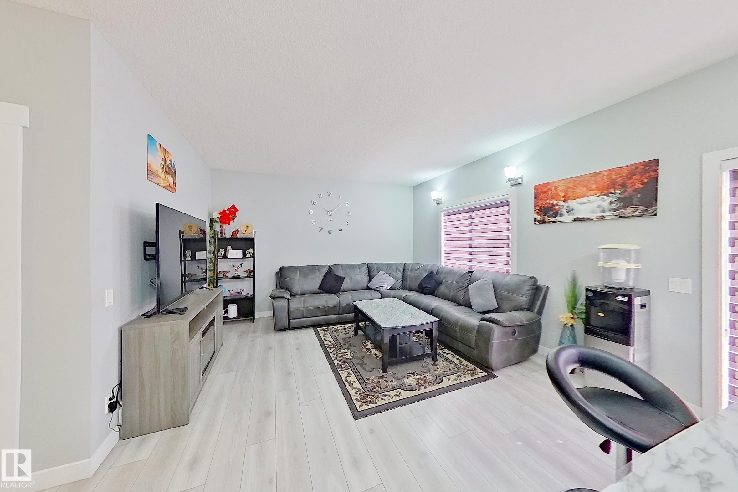 Third View of 1221 27 Street, Laurel, Edmonton, Alberta, T6T 2J3