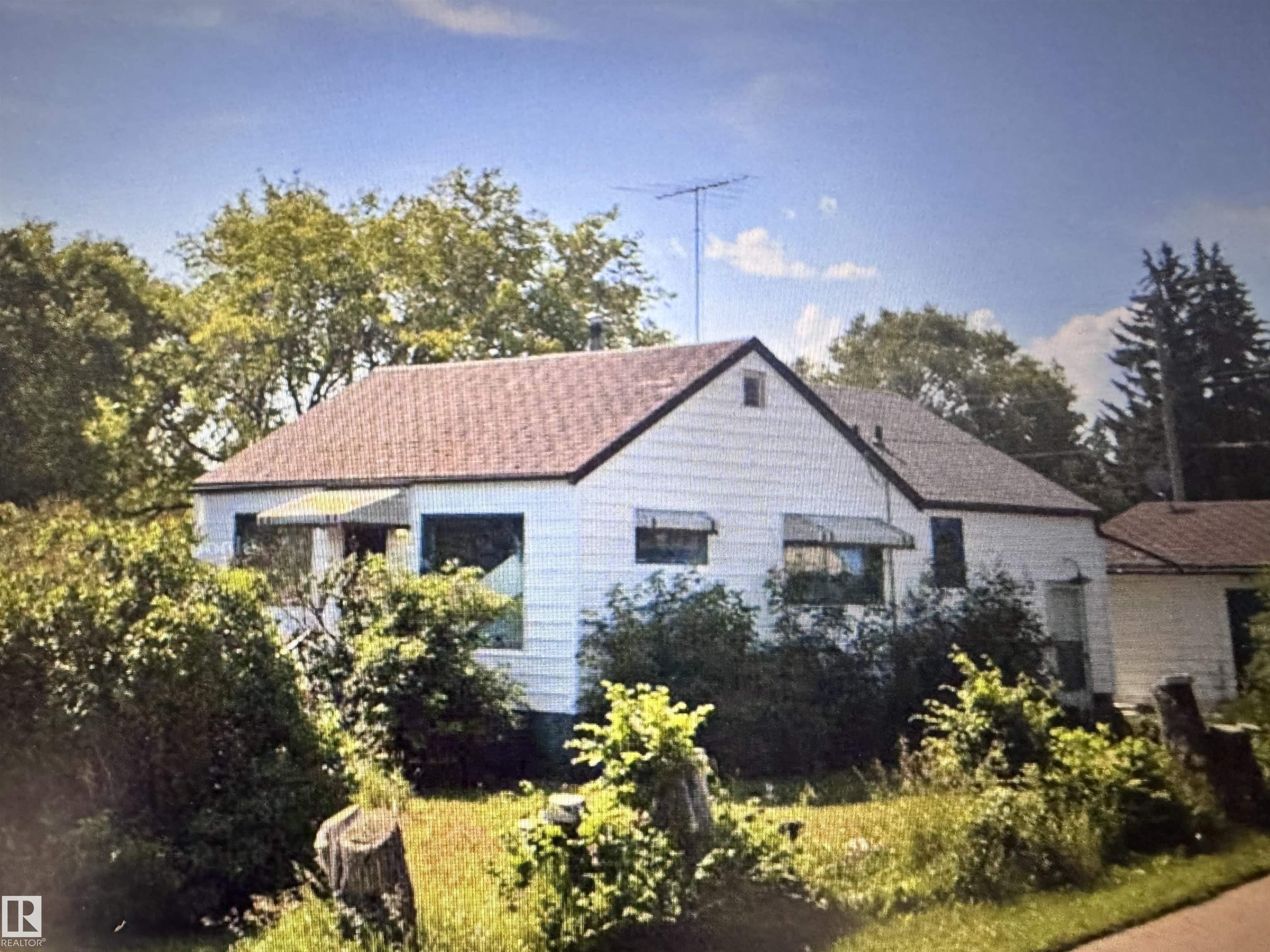 5203 51 Avenue, E4483220, Alberta,