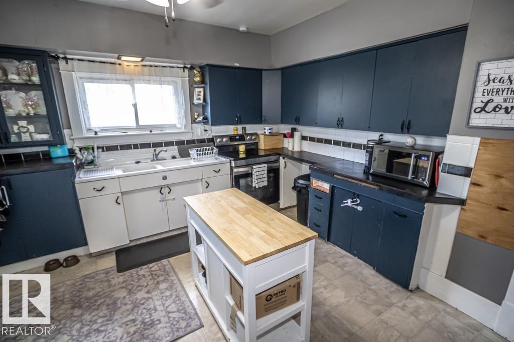 Second View of 5213 49 Ave, St. Paul Town, St. Paul Town, Alberta, T0A 3A0