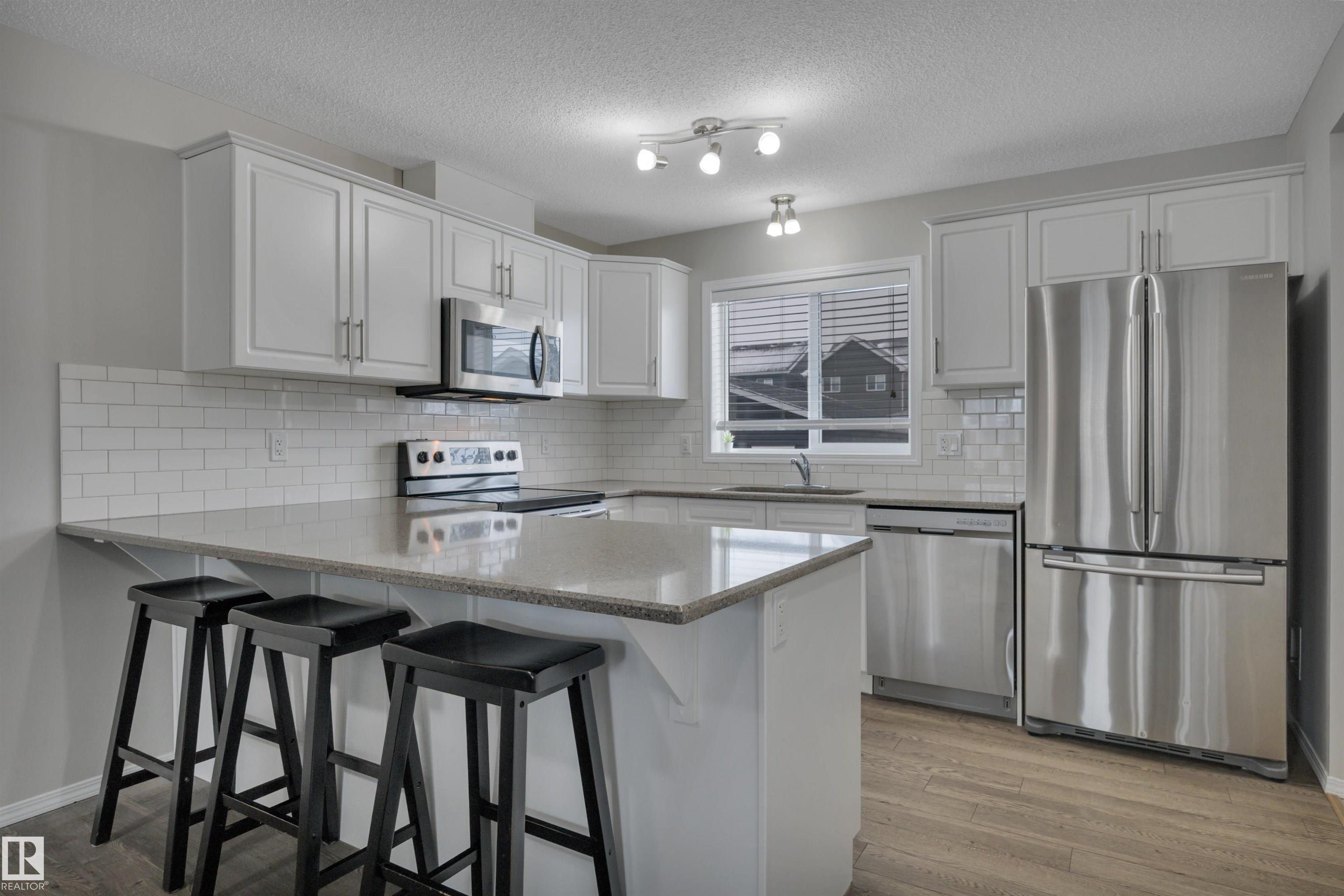 427 SIMPKINS Link, E4483282, Alberta,