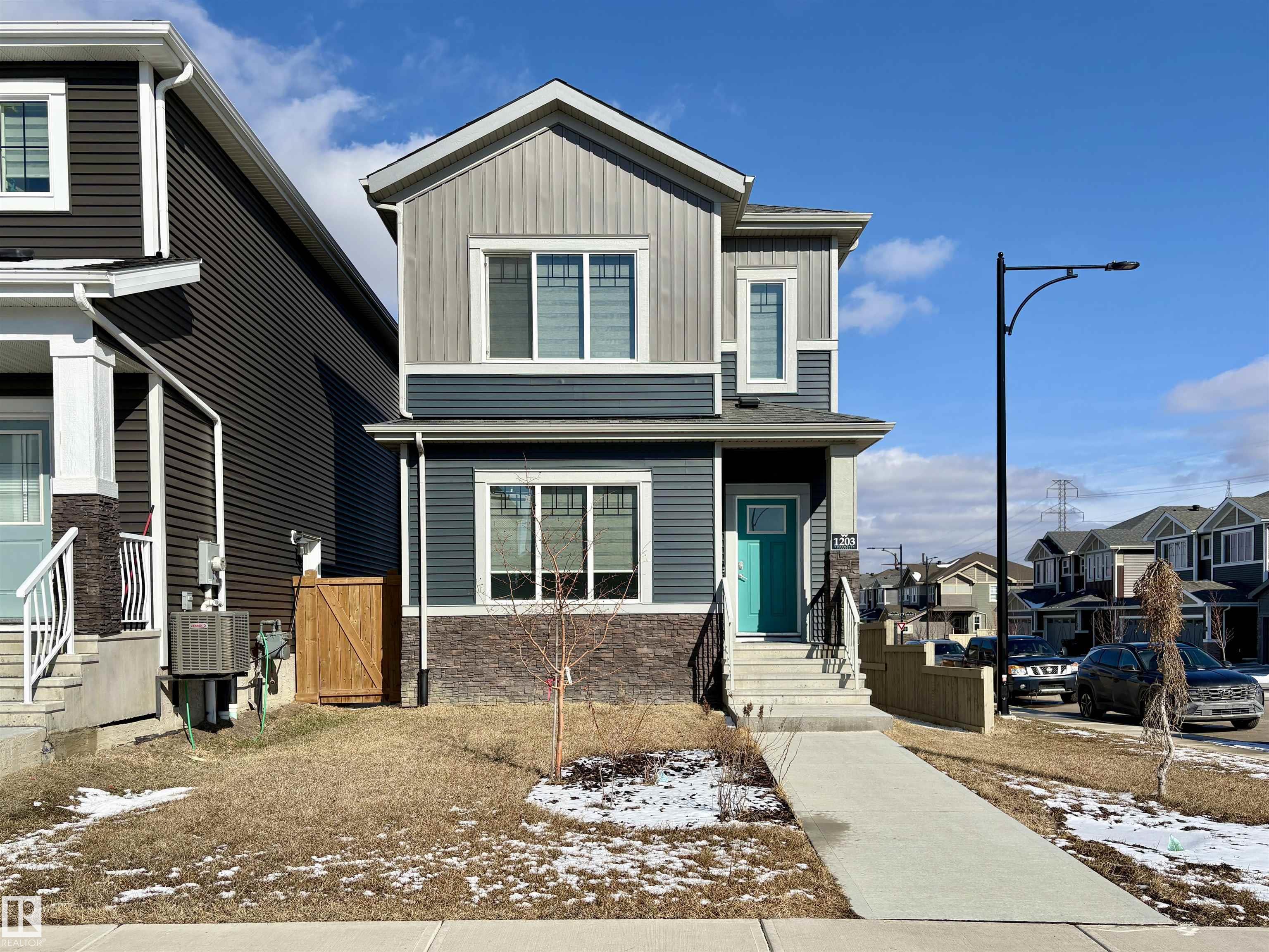 1203 EATON Lane, E4483293, Alberta,